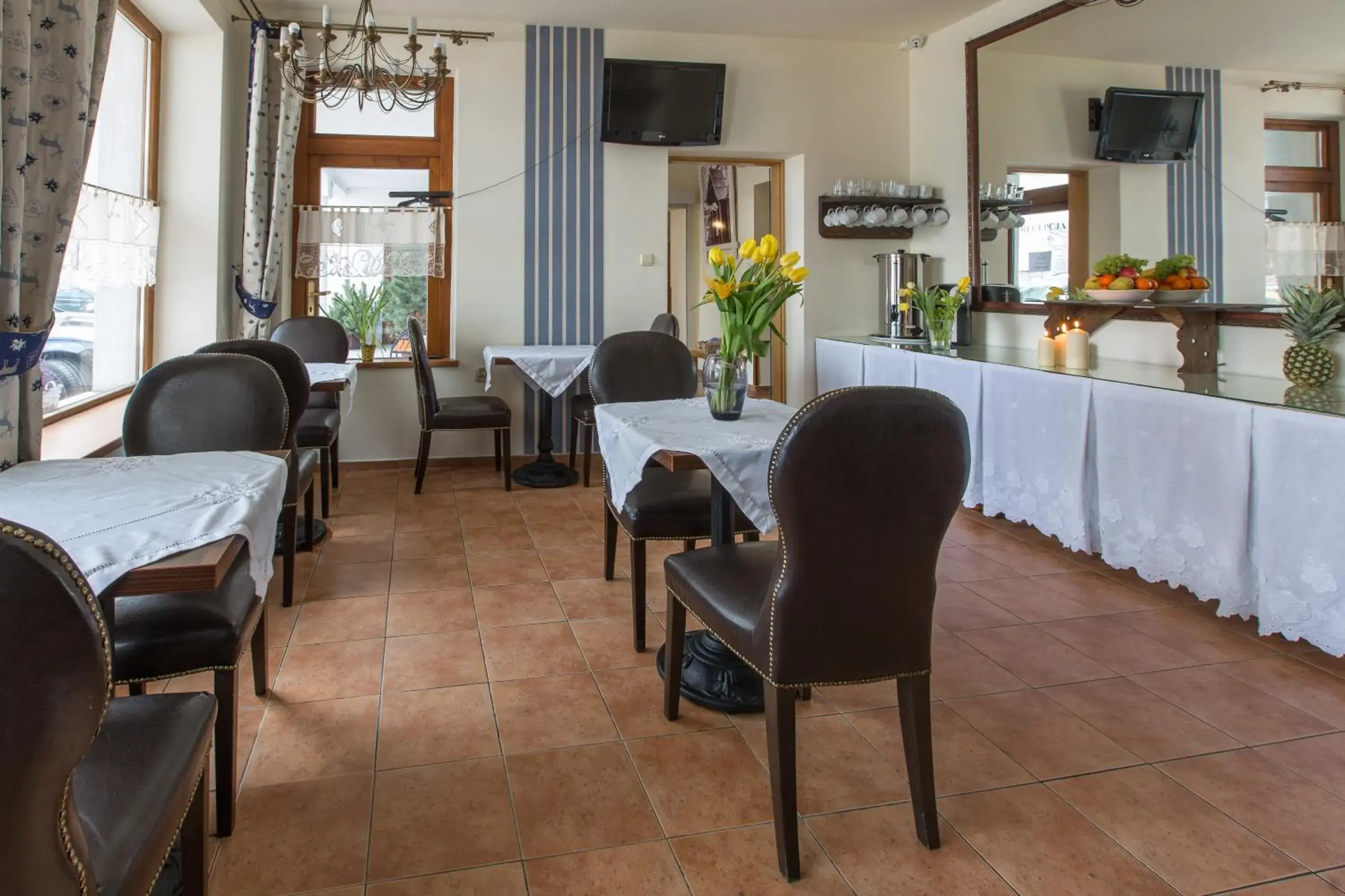 Restaurant/places to eat in Willa Labelle Restaurant/places to eat in Willa Labelle
