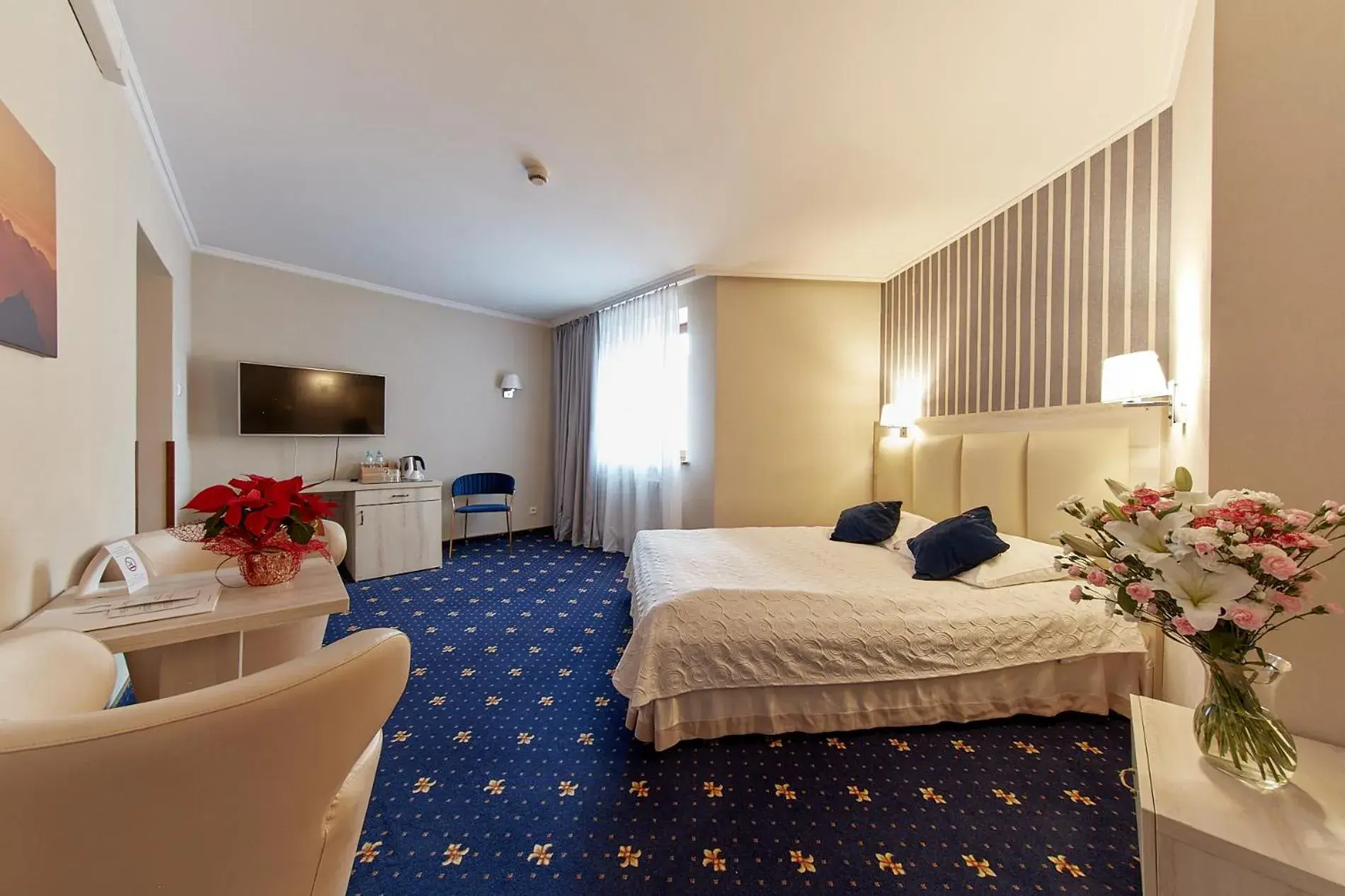 Bed in Willa Labelle Bed in Willa Labelle