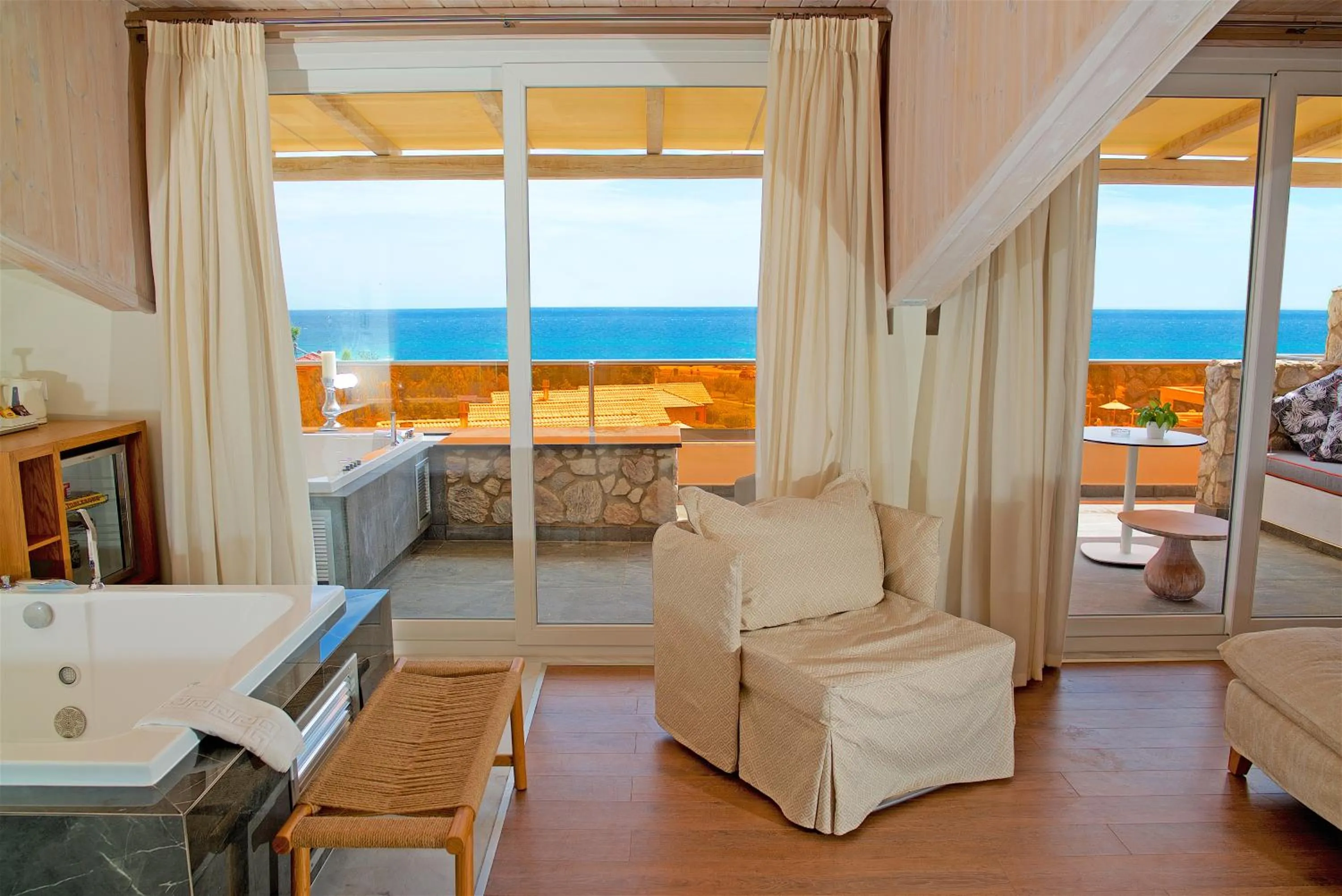 Bed in Litohoro Olympus Resort Villas & Spa