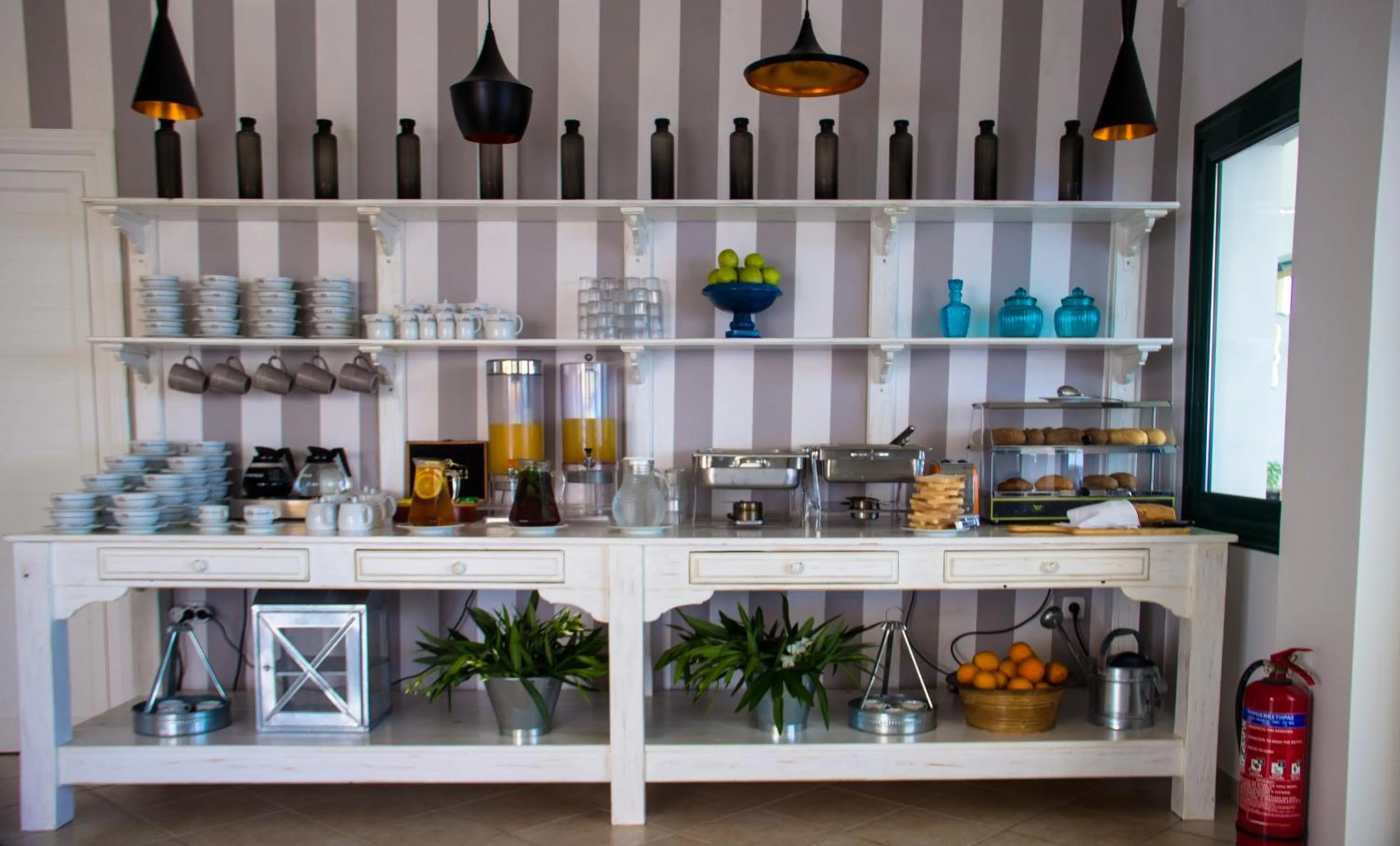 Restaurant/places to eat in Kalidon Panorama Hotel