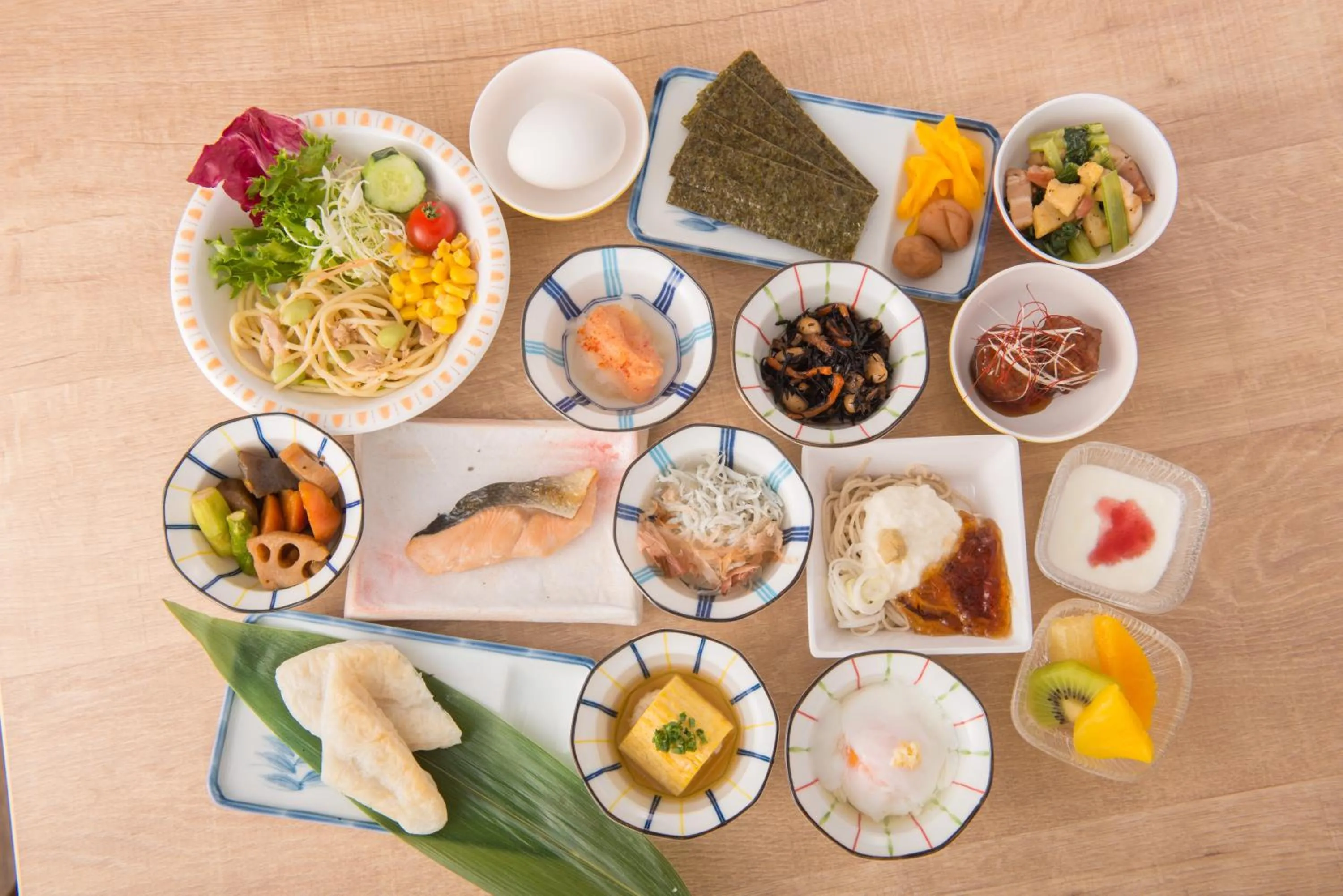 Food and drinks in Hotel Sun Clover Koshigaya Eki mae