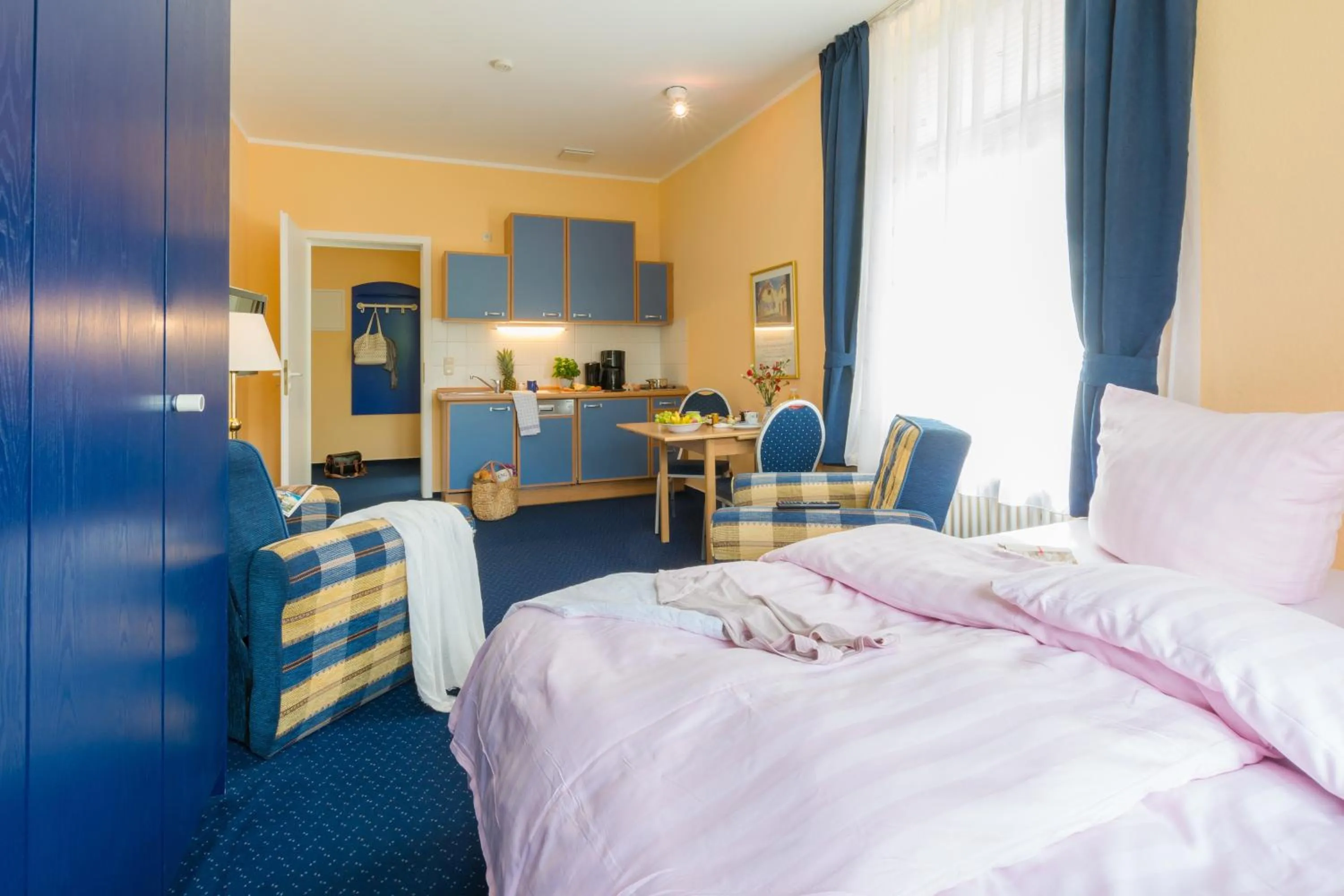 Photo of the whole room, Bed in Appartementhaus Villa Norden