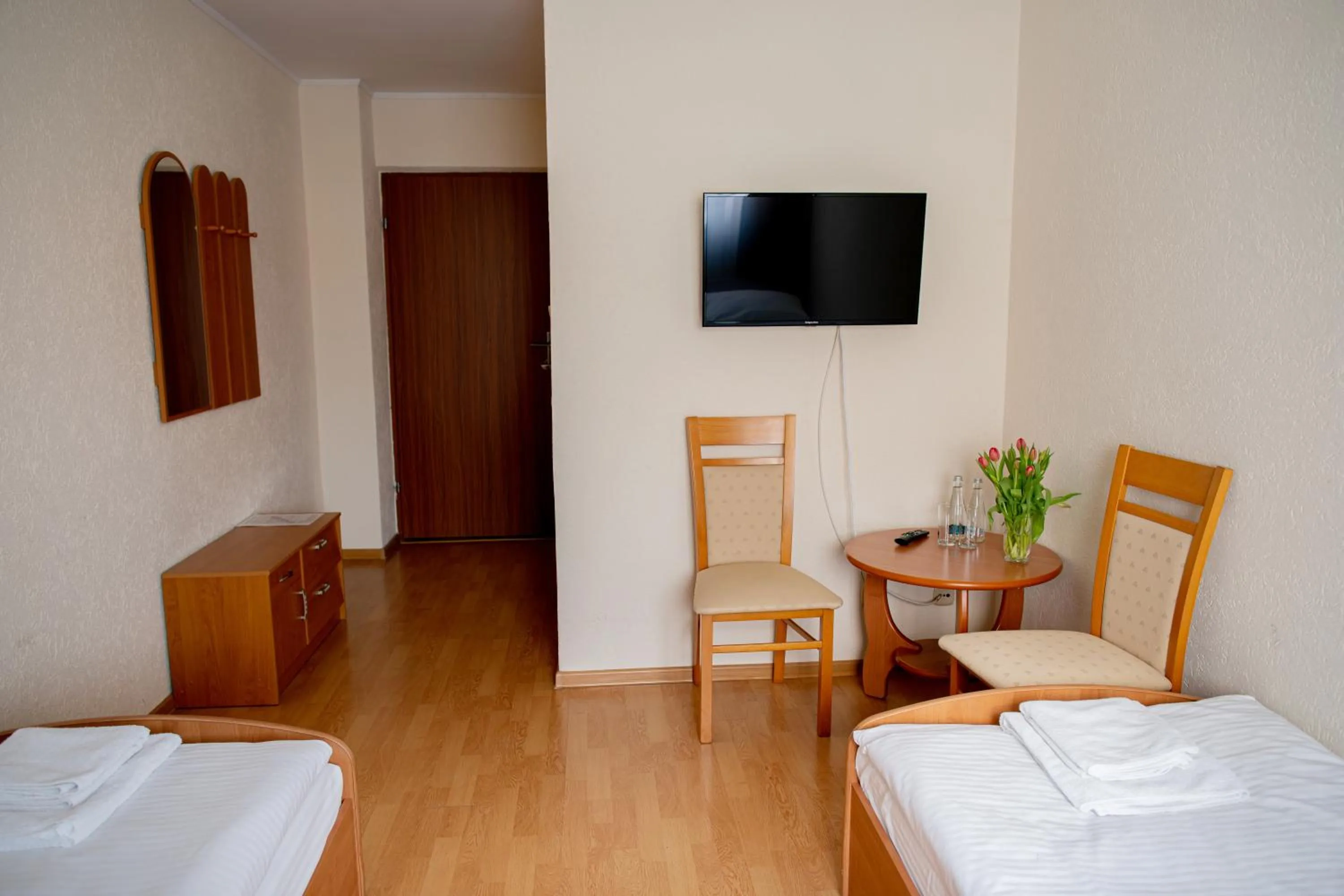 Photo of the whole room, Bed in Babilon Krzeszów
