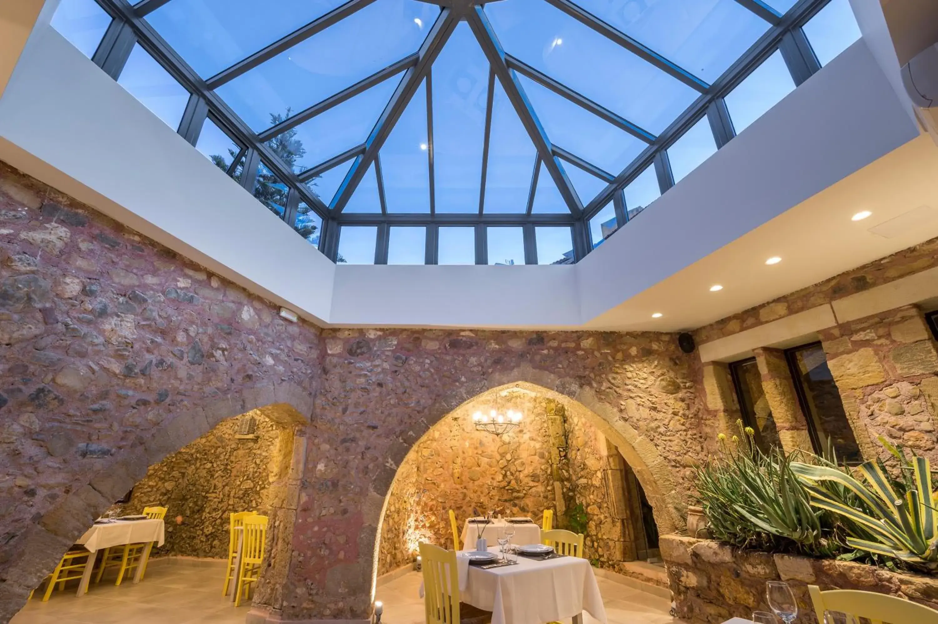 Restaurant/places to eat in Spilia Village Hotel & Villas Restaurant/places to eat in Spilia Village Hotel & Villas