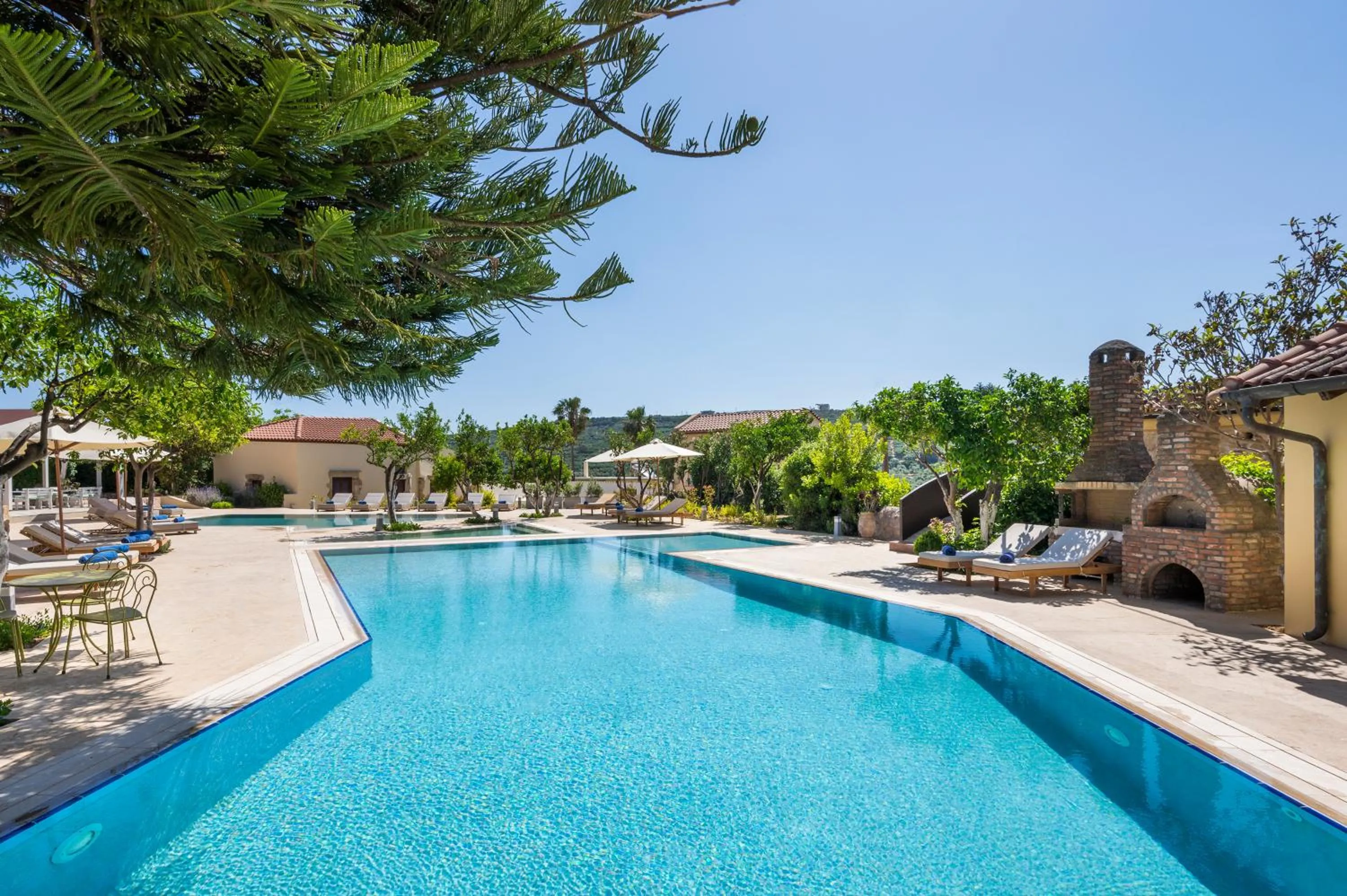 Day in Spilia Village Hotel & Villas