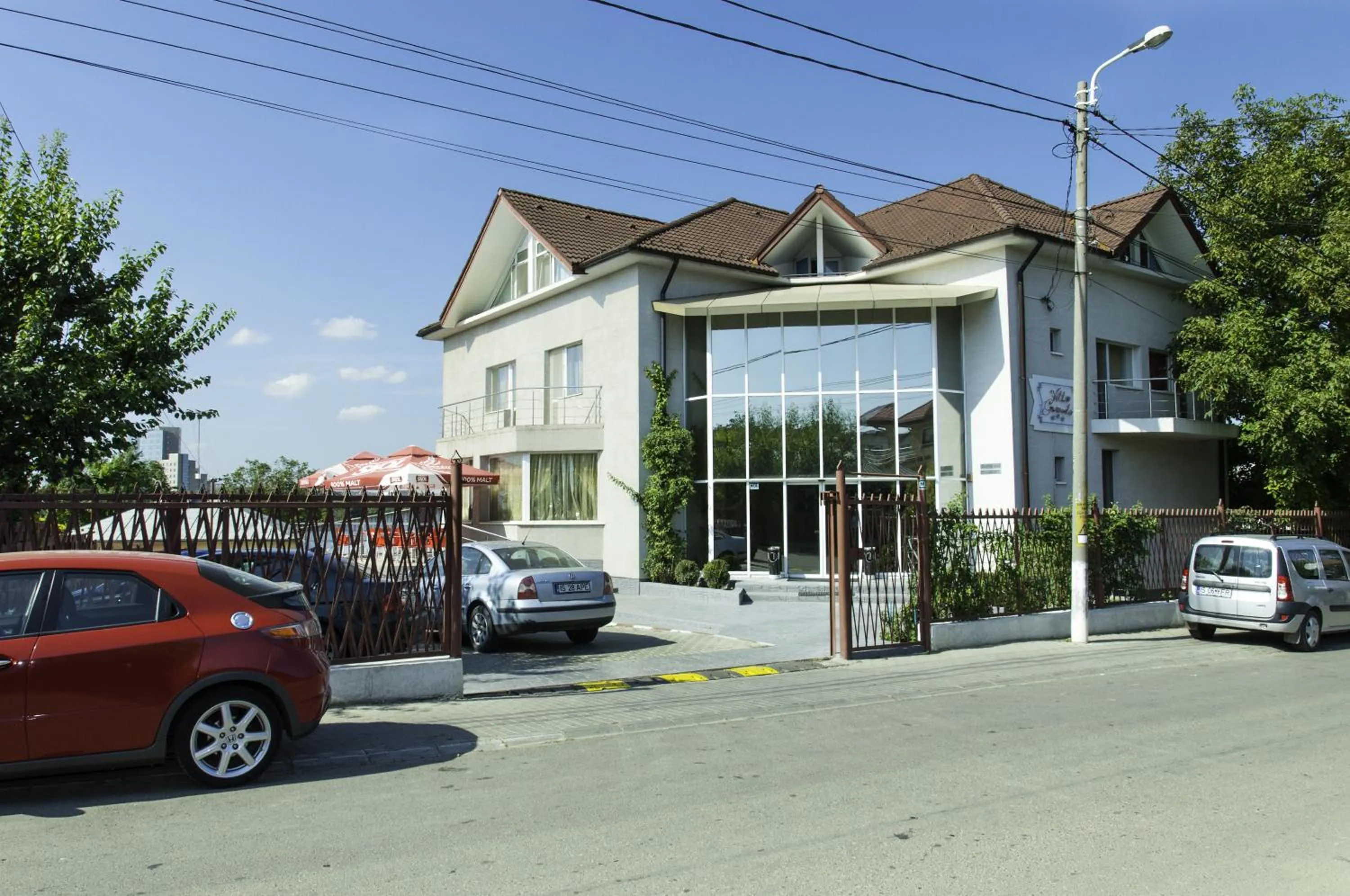 Facade/entrance in Villa Grande
