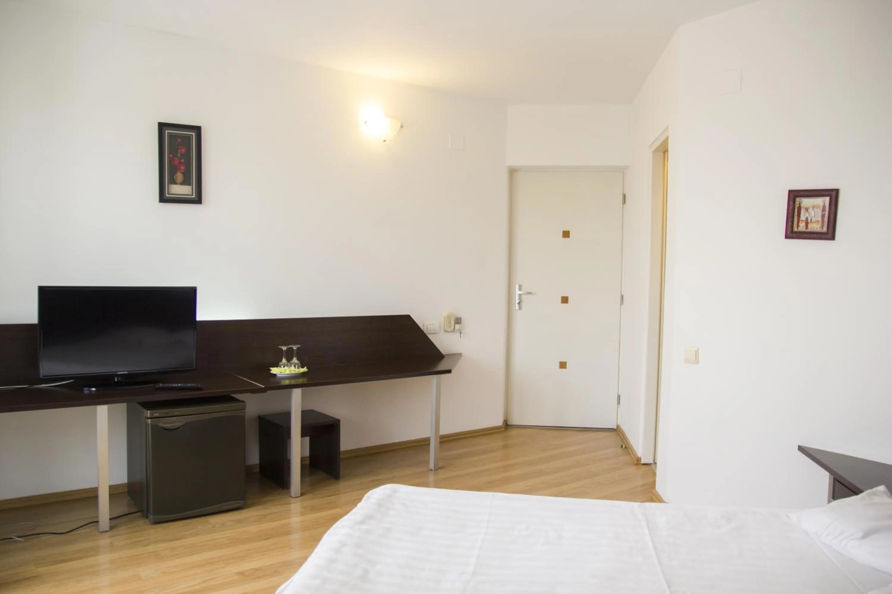 Photo of the whole room, Bed in Villa Grande