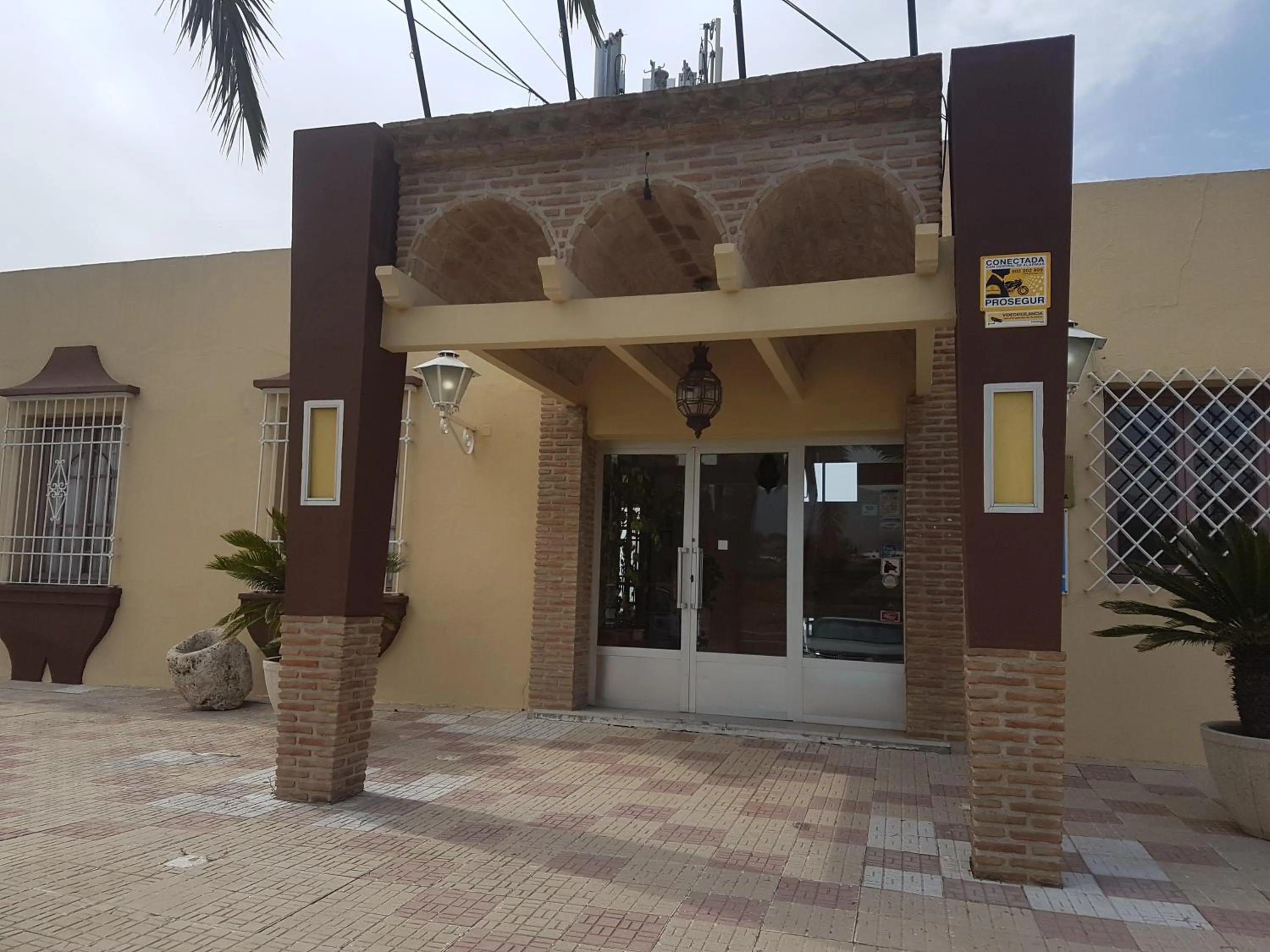 Facade/entrance in Hotel Salambina