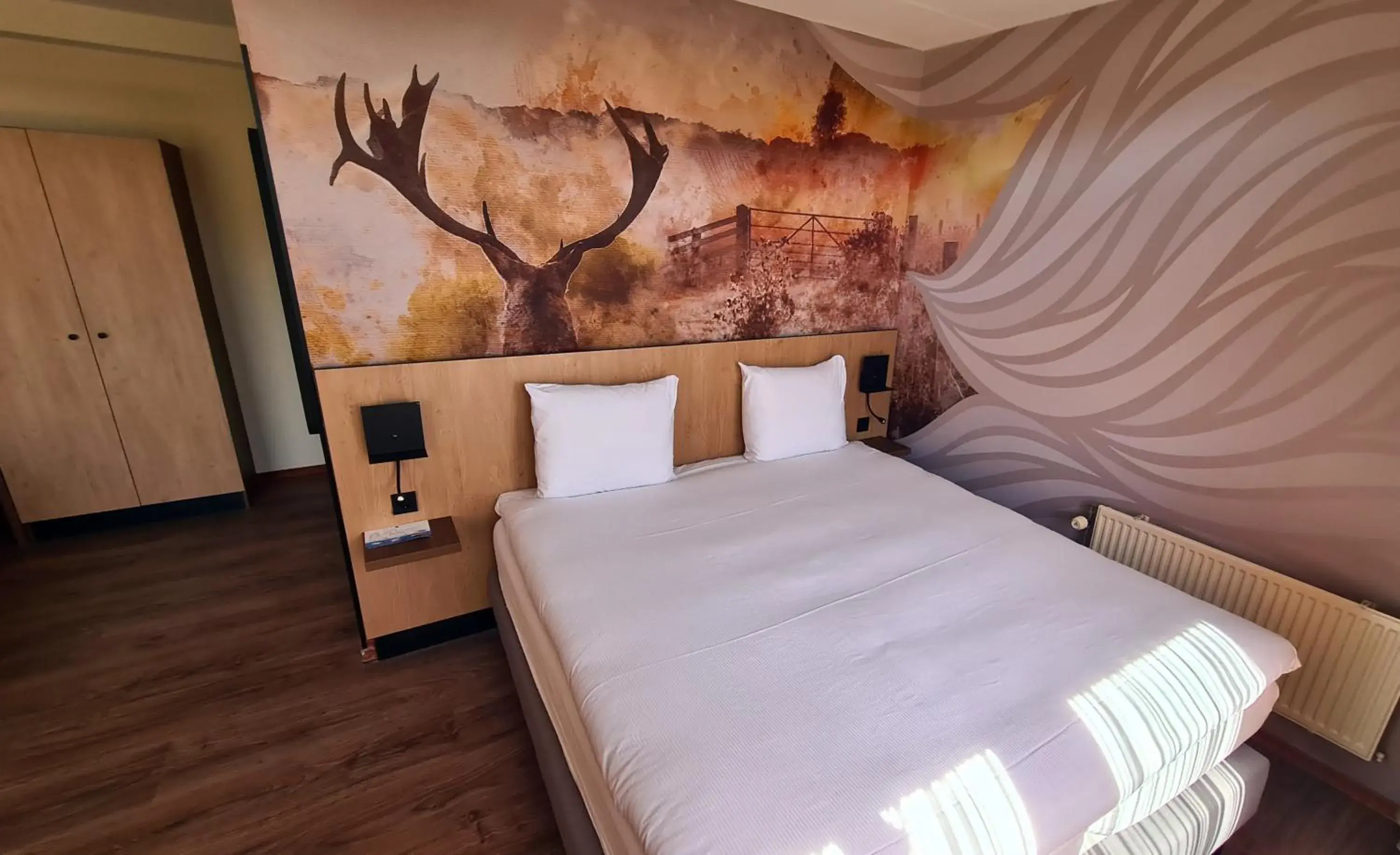 Photo of the whole room, Bed in Fletcher Duinhotel Hotel Burgh Haamstede Photo of the whole room, Bed in Fletcher Duinhotel Hotel Burgh Haamstede