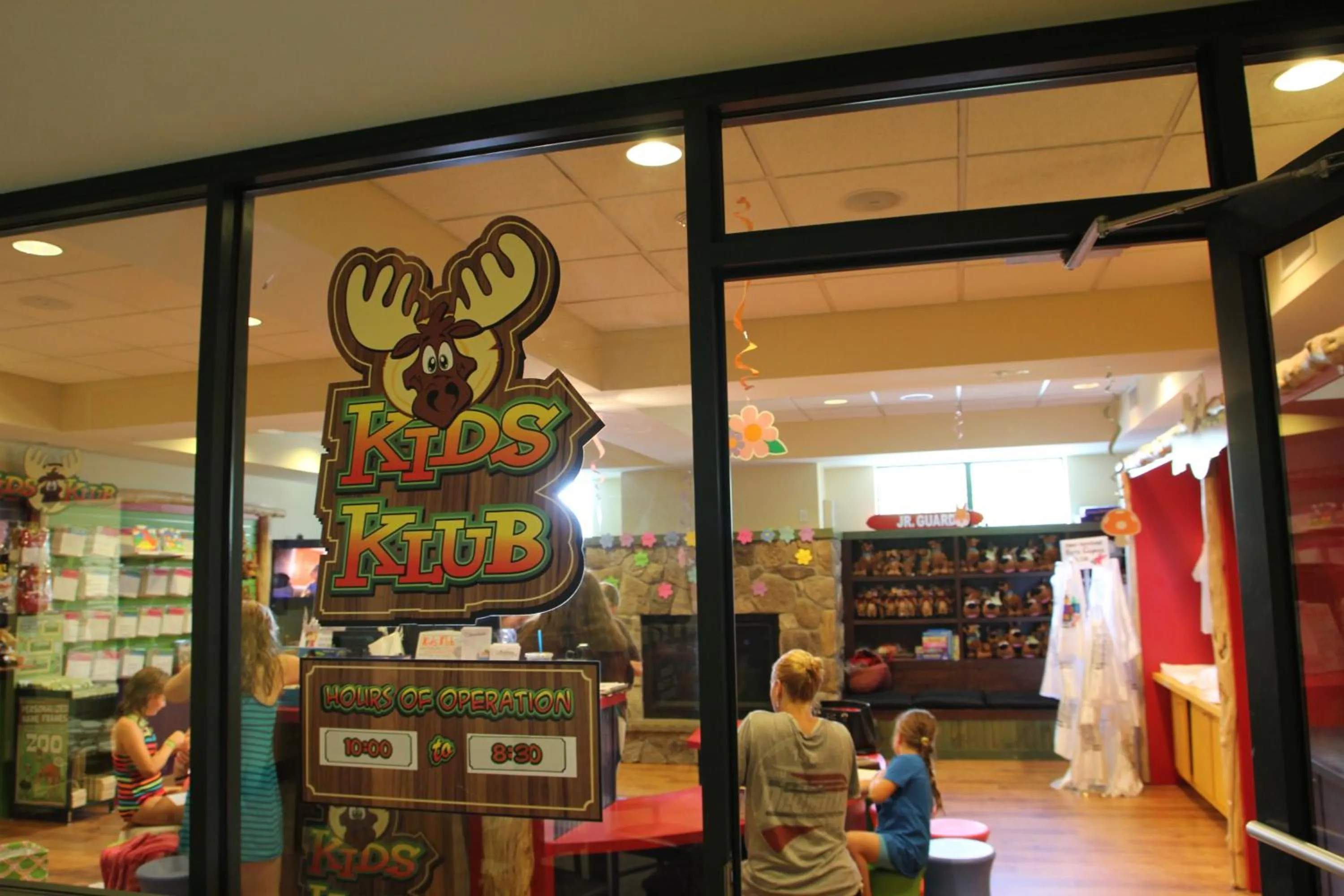 Facade/entrance in Six Flags Great Escape Lodge & Indoor Waterpark