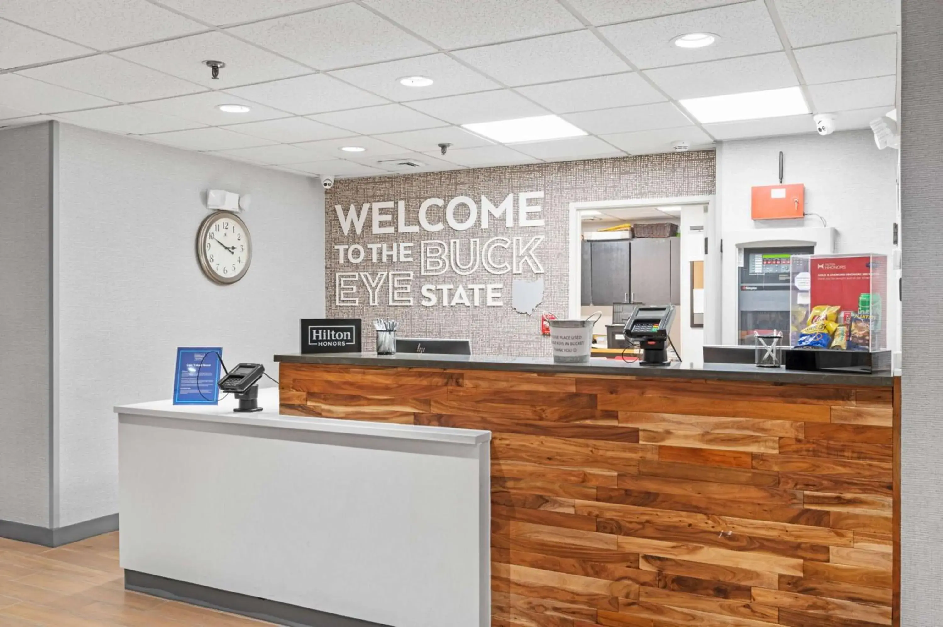Lobby or reception in Hampton Inn Cleveland-Westlake Lobby or reception in Hampton Inn Cleveland-Westlake