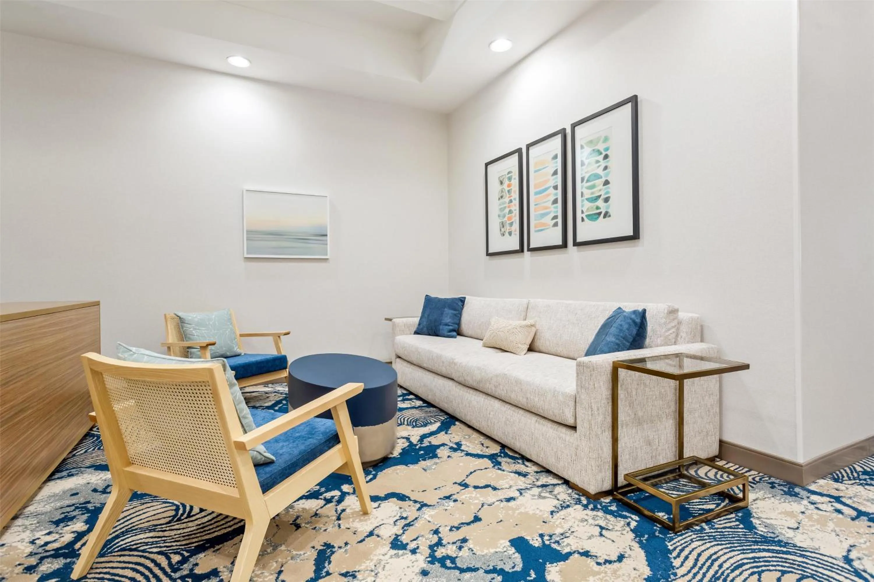 Lobby or reception in Hampton Inn & Suites St. Petersburg/Downtown