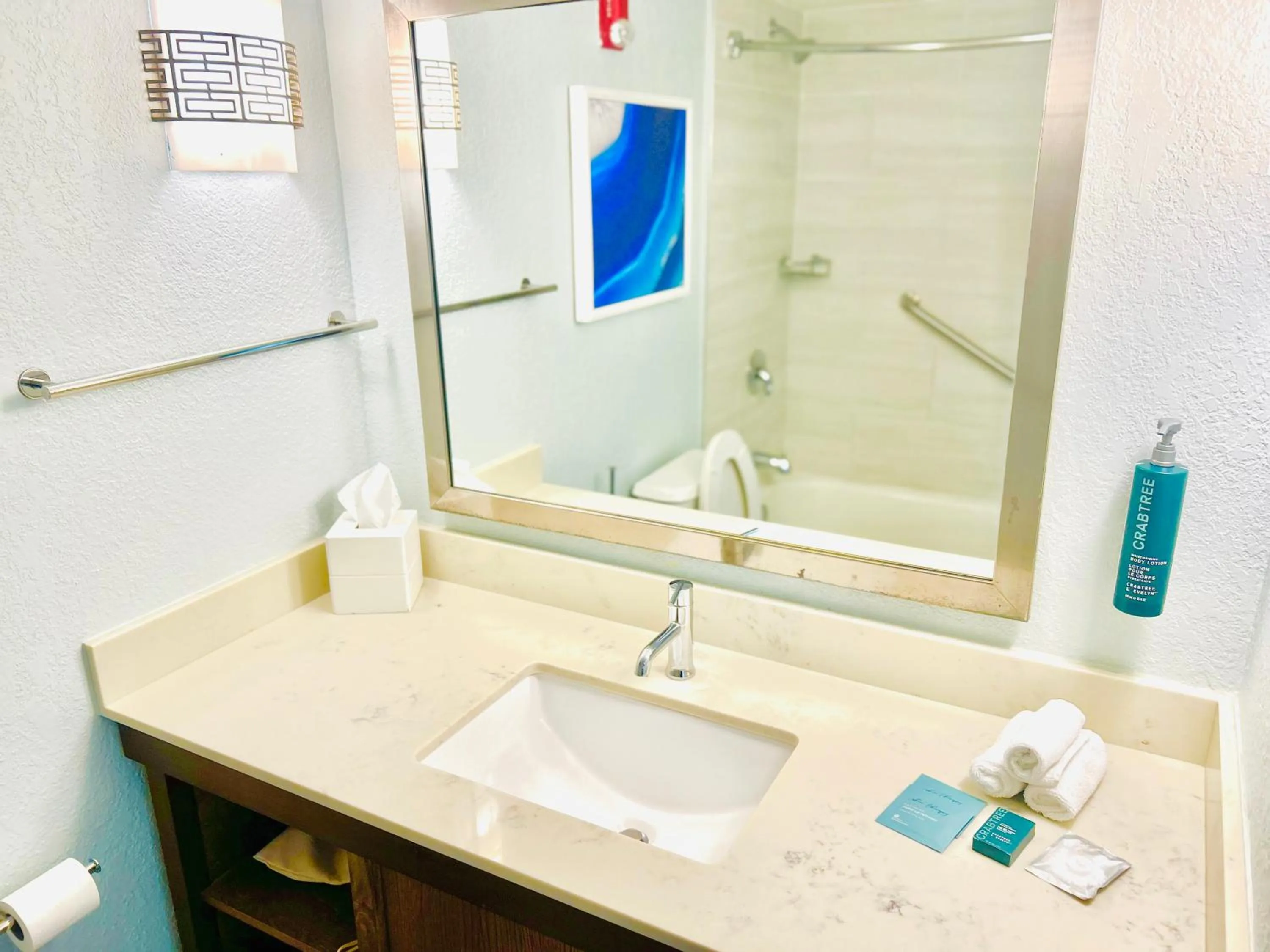 Bathroom in Hilton Pensacola Beach