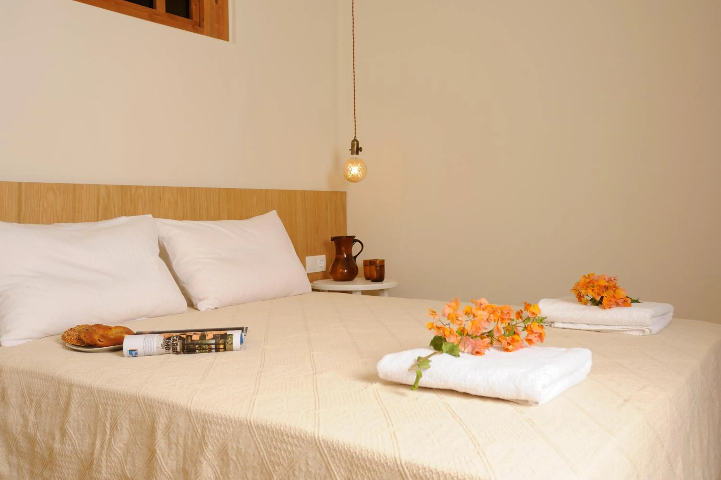 Decorative detail, Bed in Veranda Rossa Suites