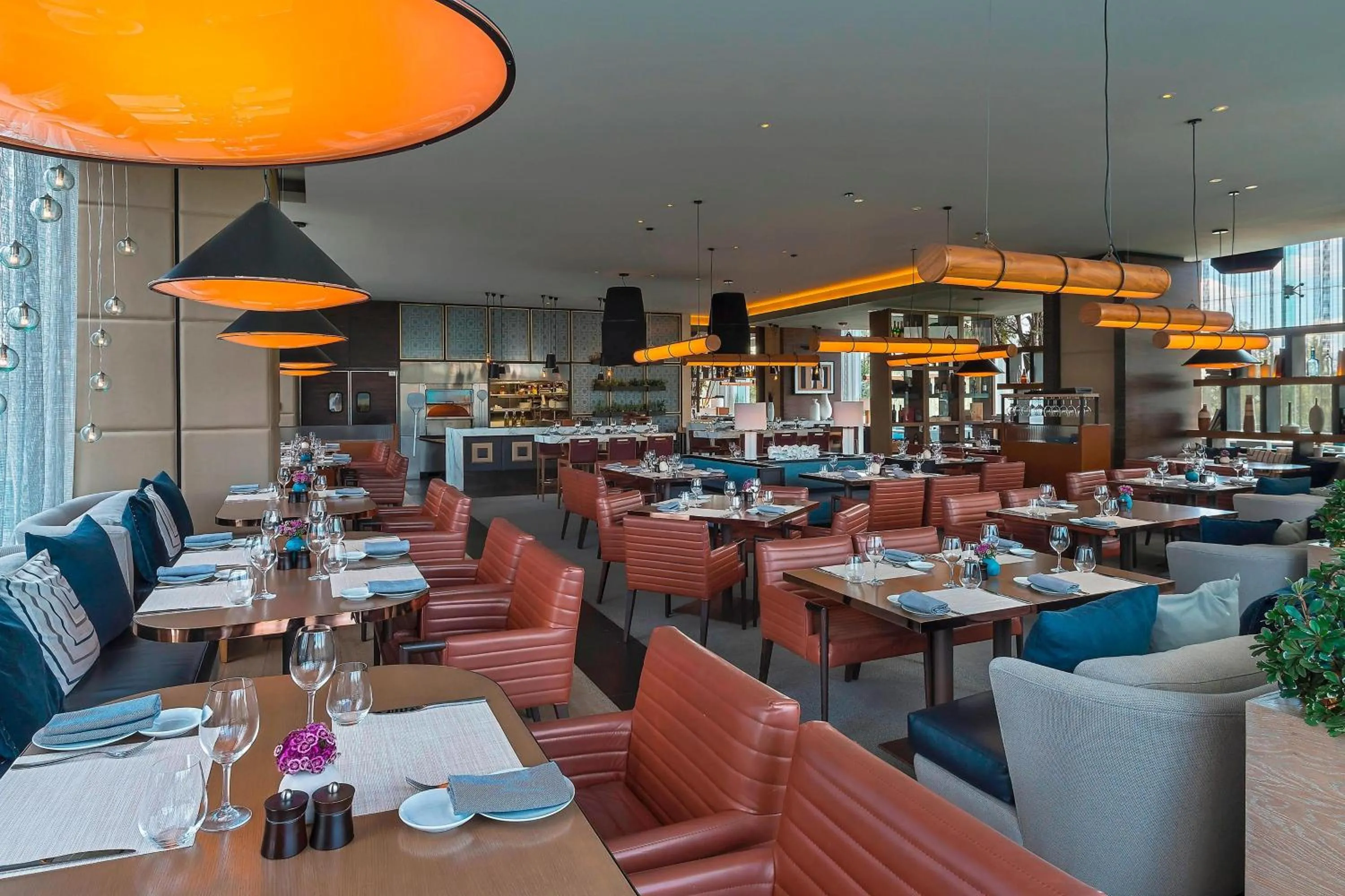 Restaurant/places to eat in The Westin Santa Fe, Mexico City