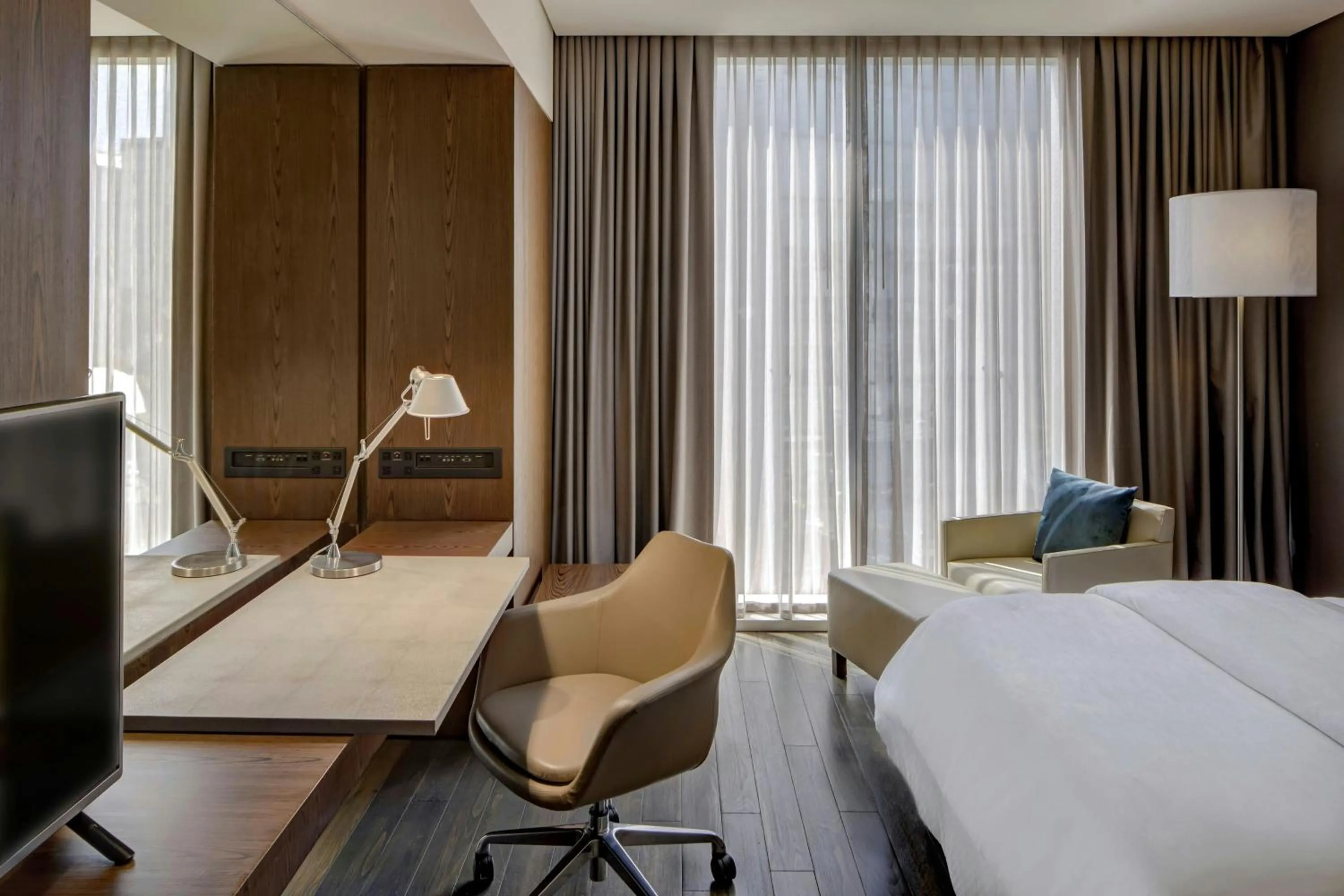 Bedroom, Bed in The Westin Santa Fe, Mexico City