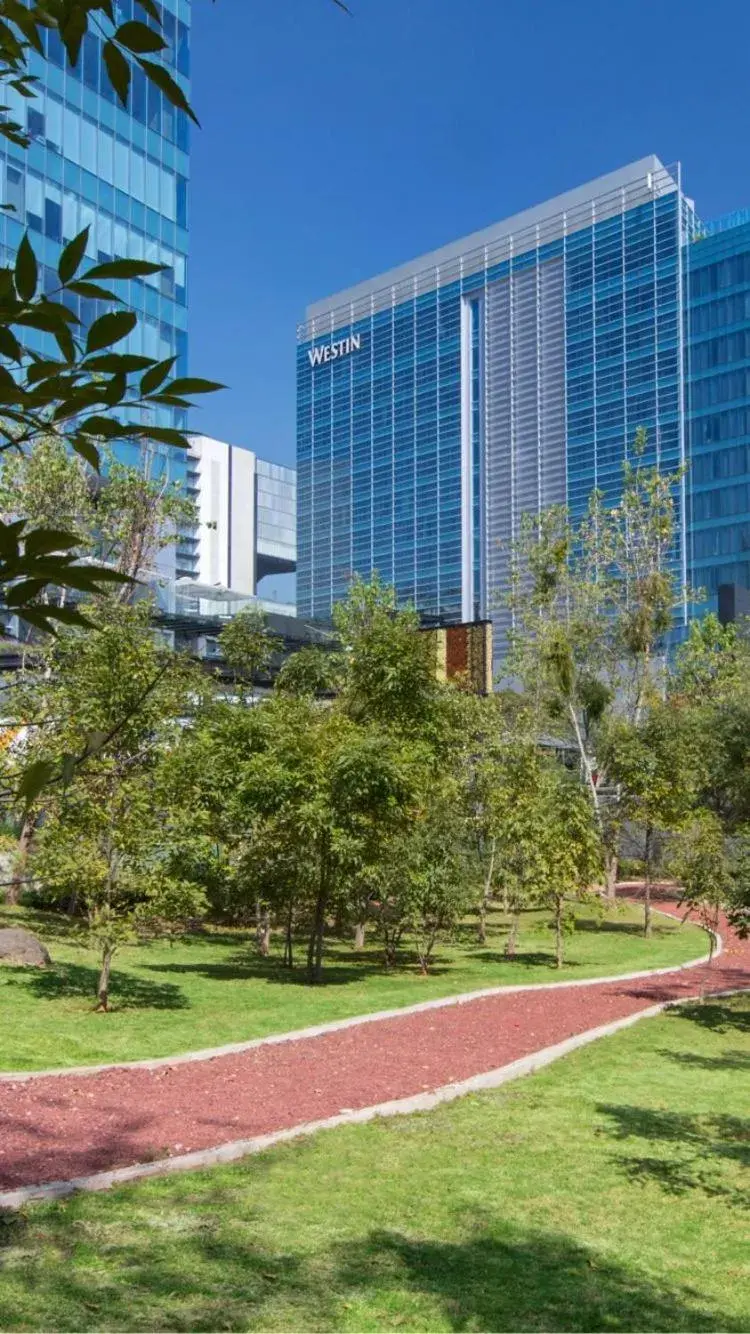 Master Suite, Club lounge access, 1 Bedroom Junior Suite in The Westin Santa Fe, Mexico City Master Suite, Club lounge access, 1 Bedroom Junior Suite in The Westin Santa Fe, Mexico City