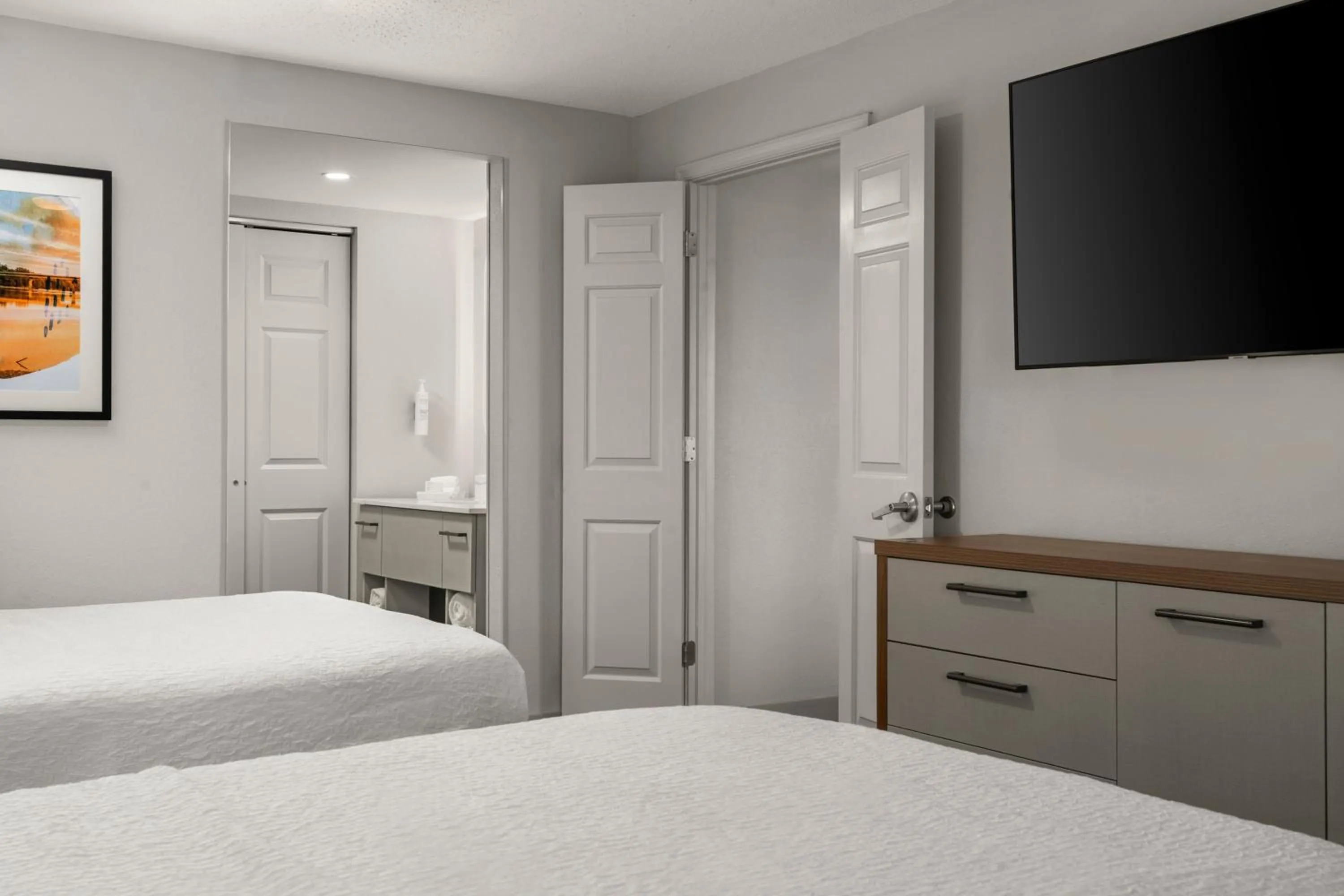 Bedroom, Bed in Homewood Suites by Hilton Chester