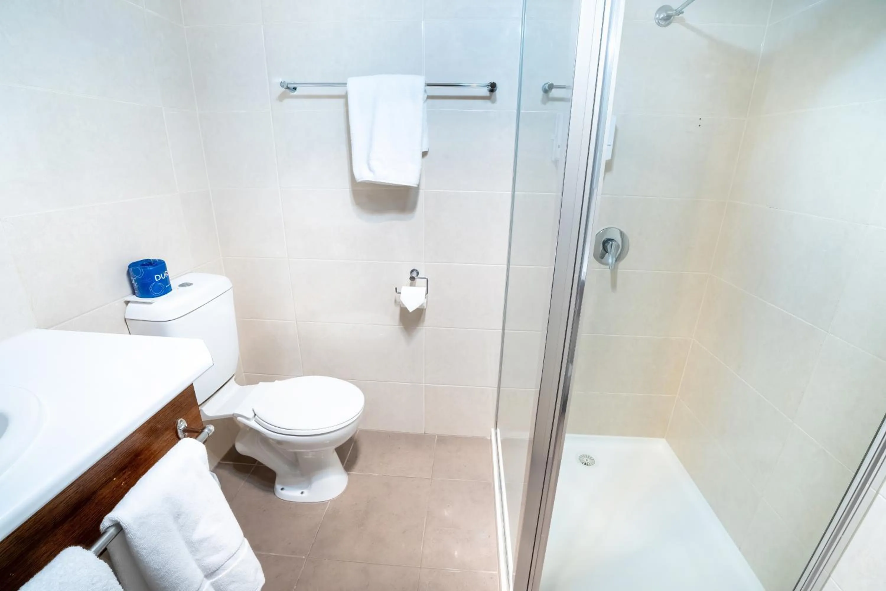 Bathroom in Bayside Hotel