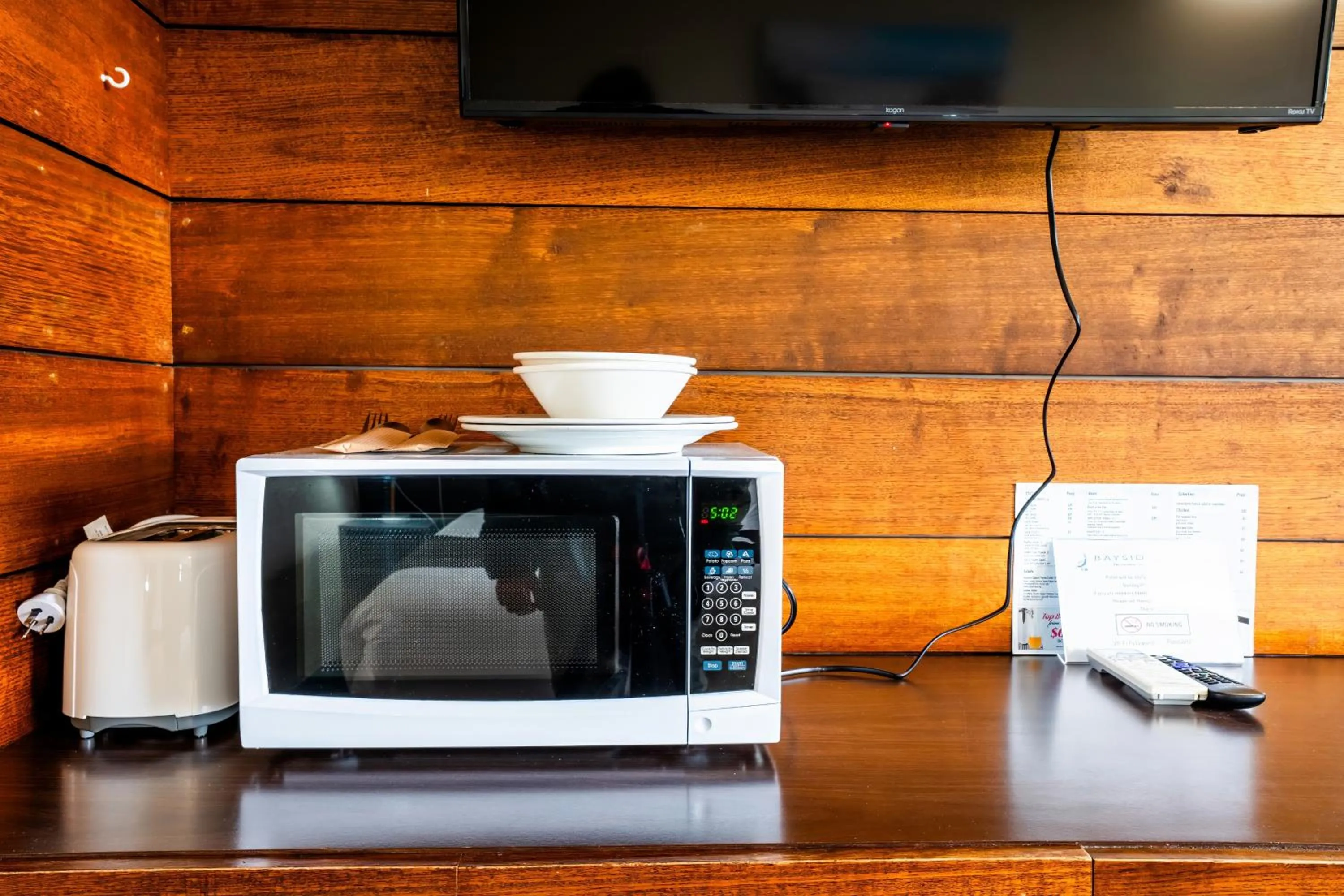 microwave in Bayside Hotel