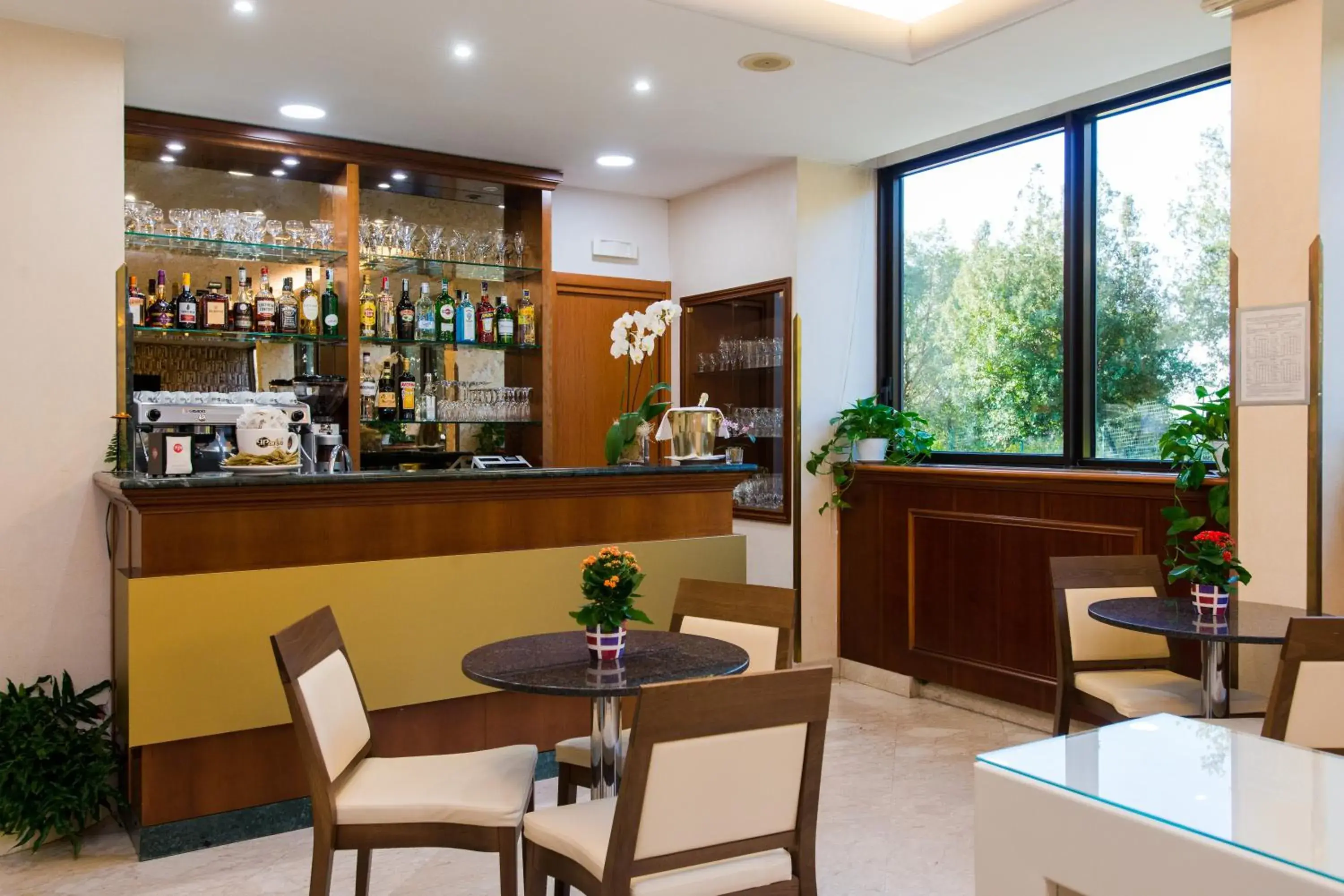 Lounge or bar in Hotel The Brand Lounge or bar in Hotel The Brand