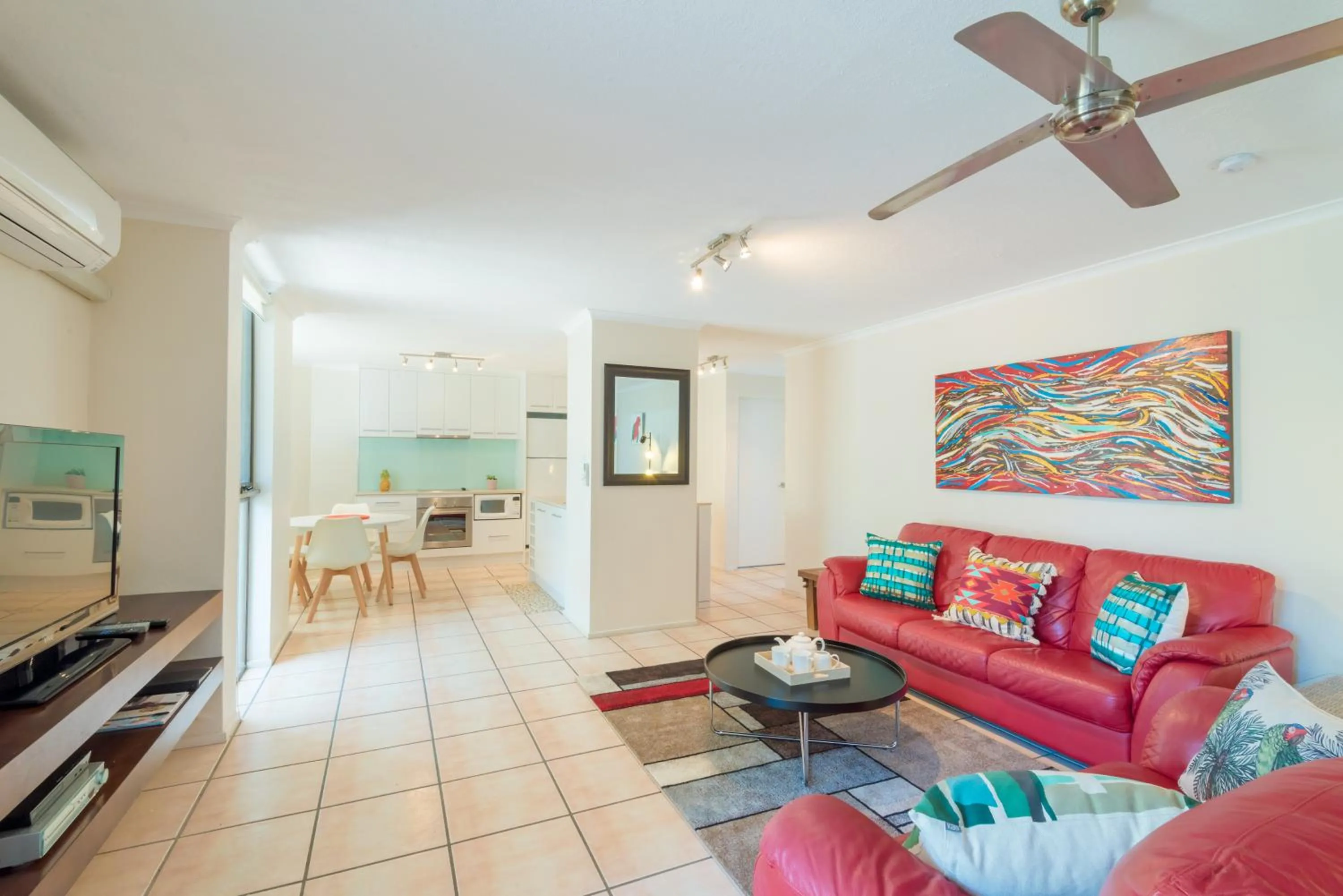 Kitchen or kitchenette in Munna Beach Apartments