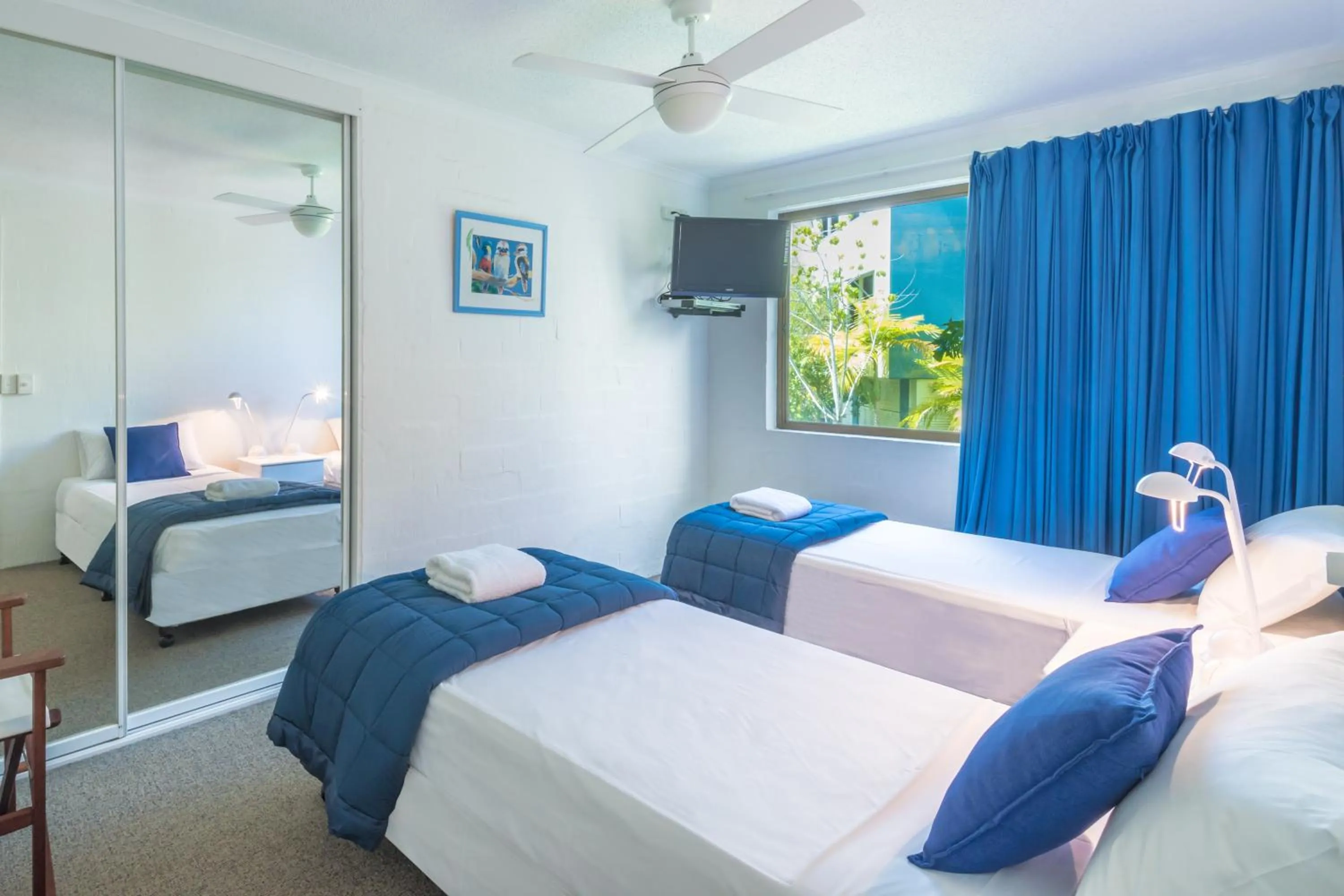 Bedroom, Bed in Munna Beach Apartments