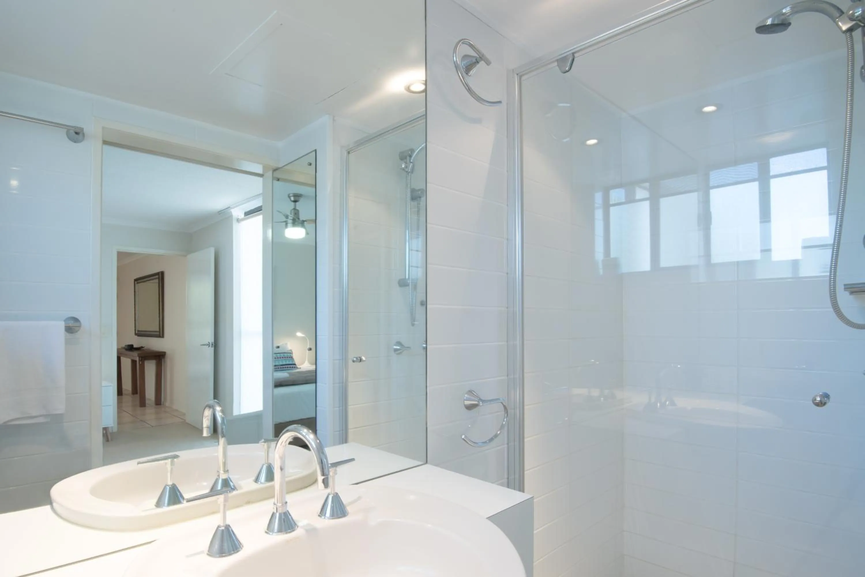 Bathroom in Munna Beach Apartments