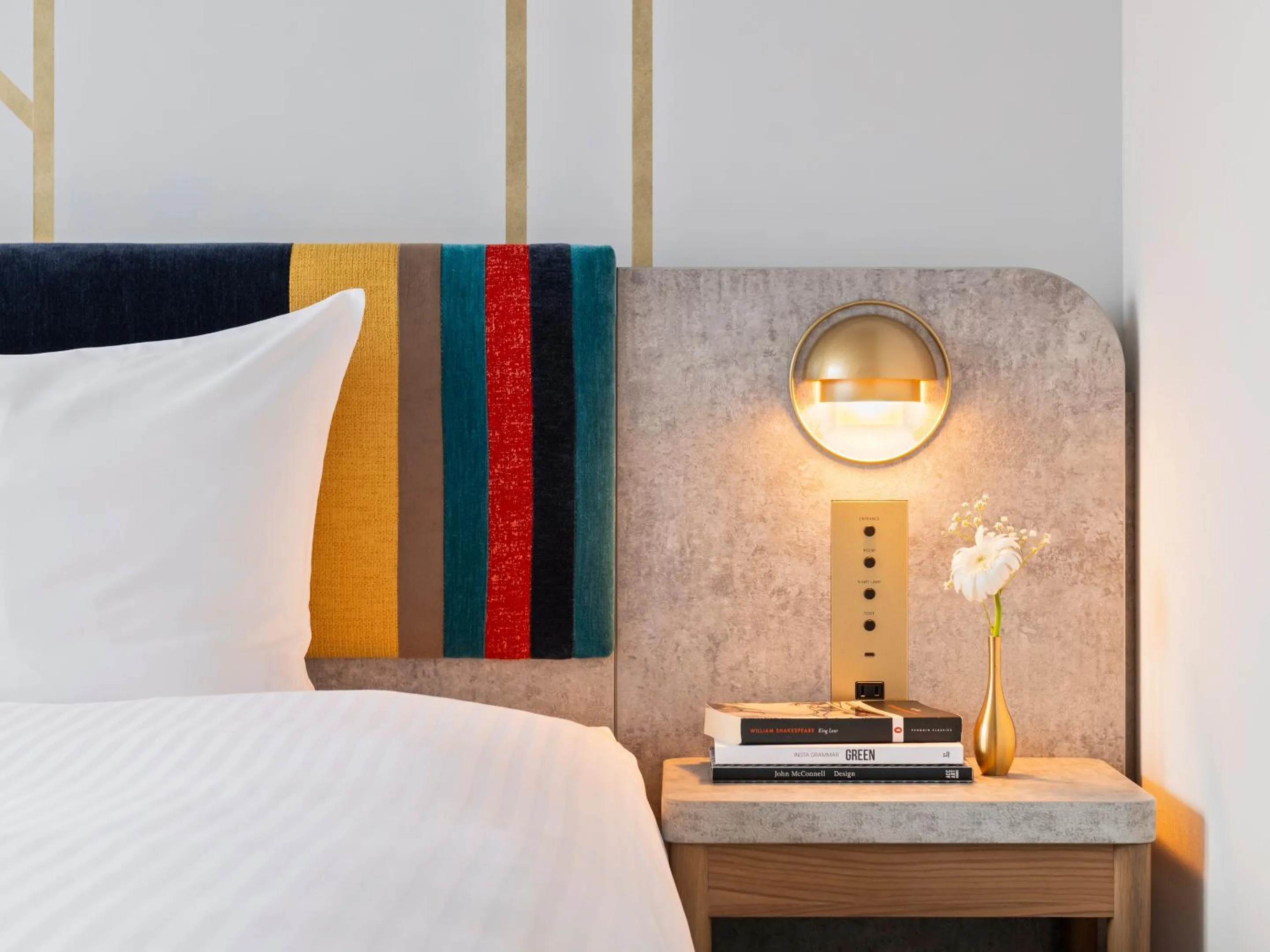 Decorative detail, Bed in Mitsui Garden Hotel Ueno