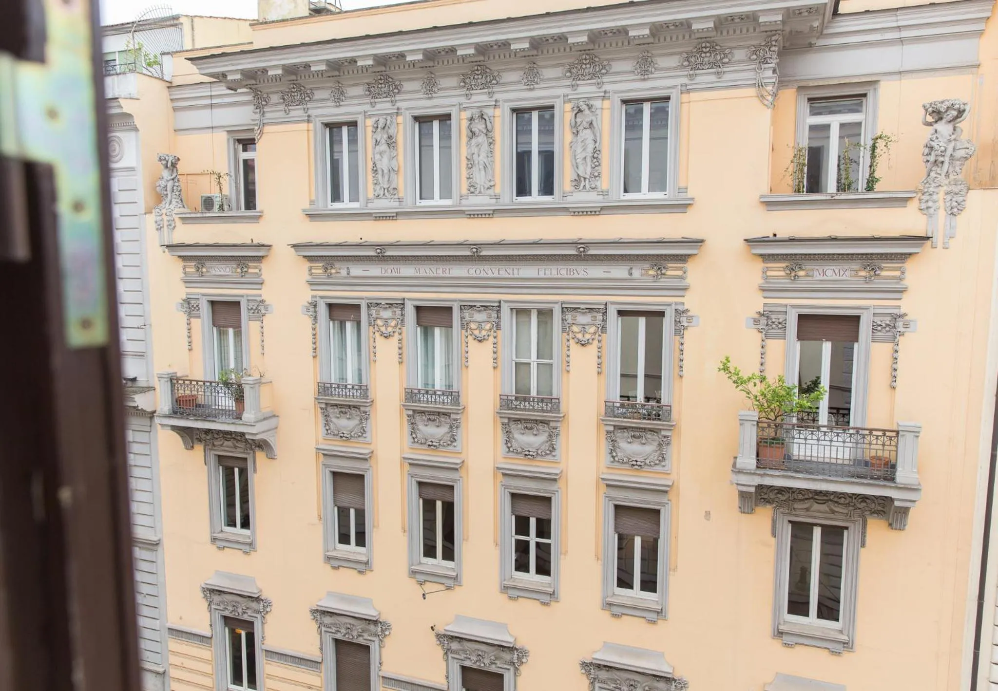 City view in Venustas Roma Hotel