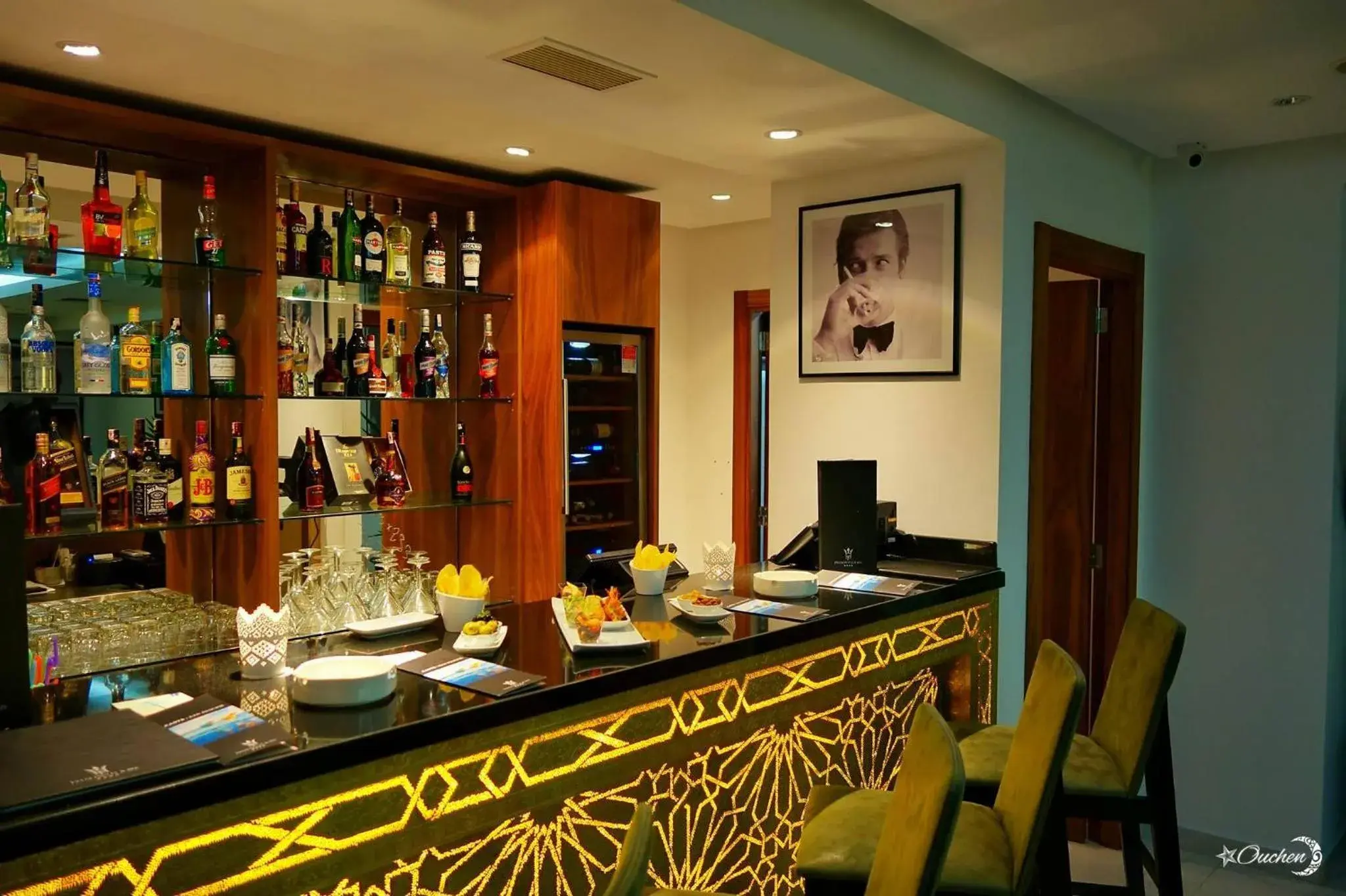 Alcoholic drinks, Lounge/Bar in Fredj Hotel
