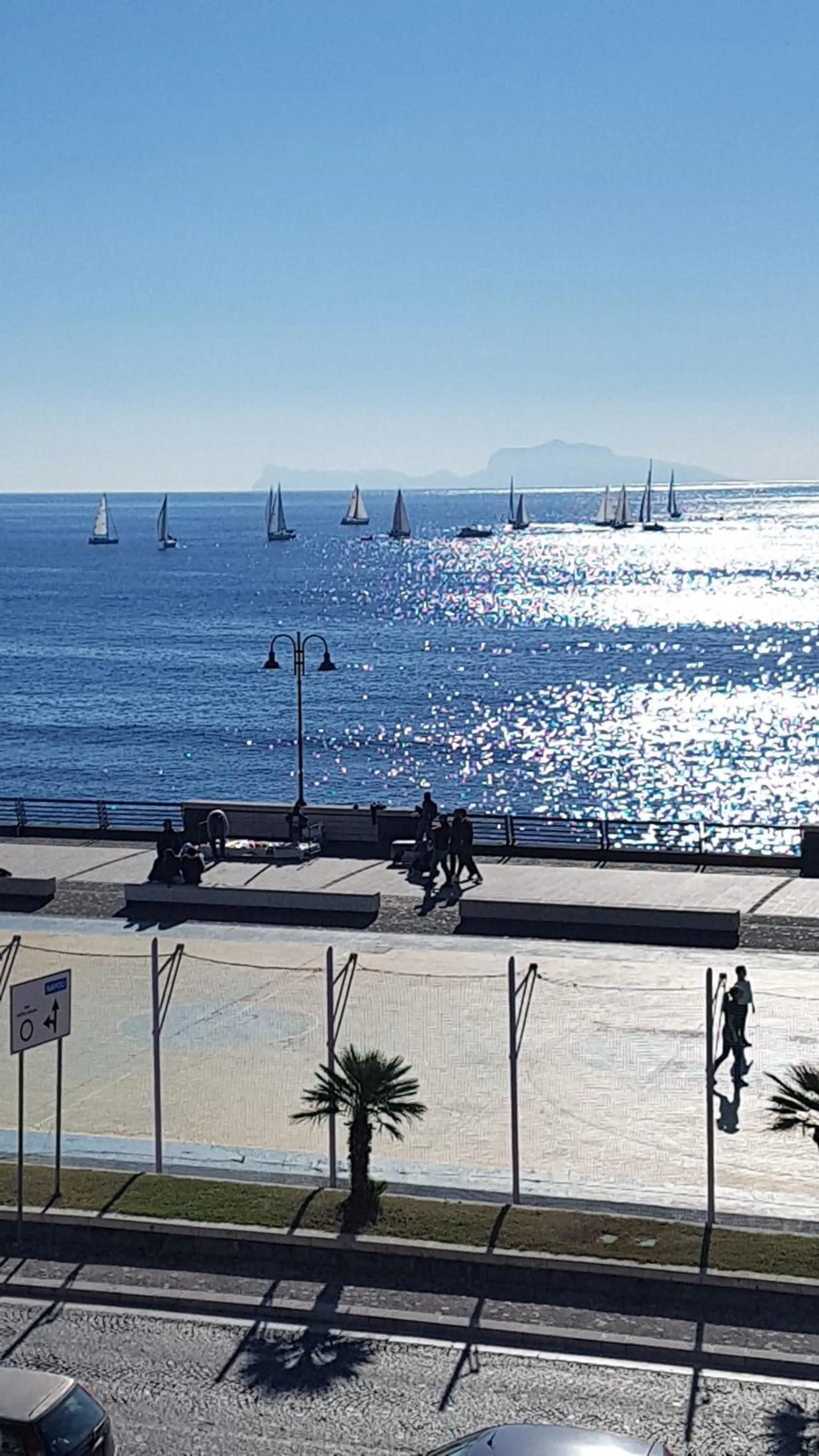 Photo of the whole room in B&B del Mare