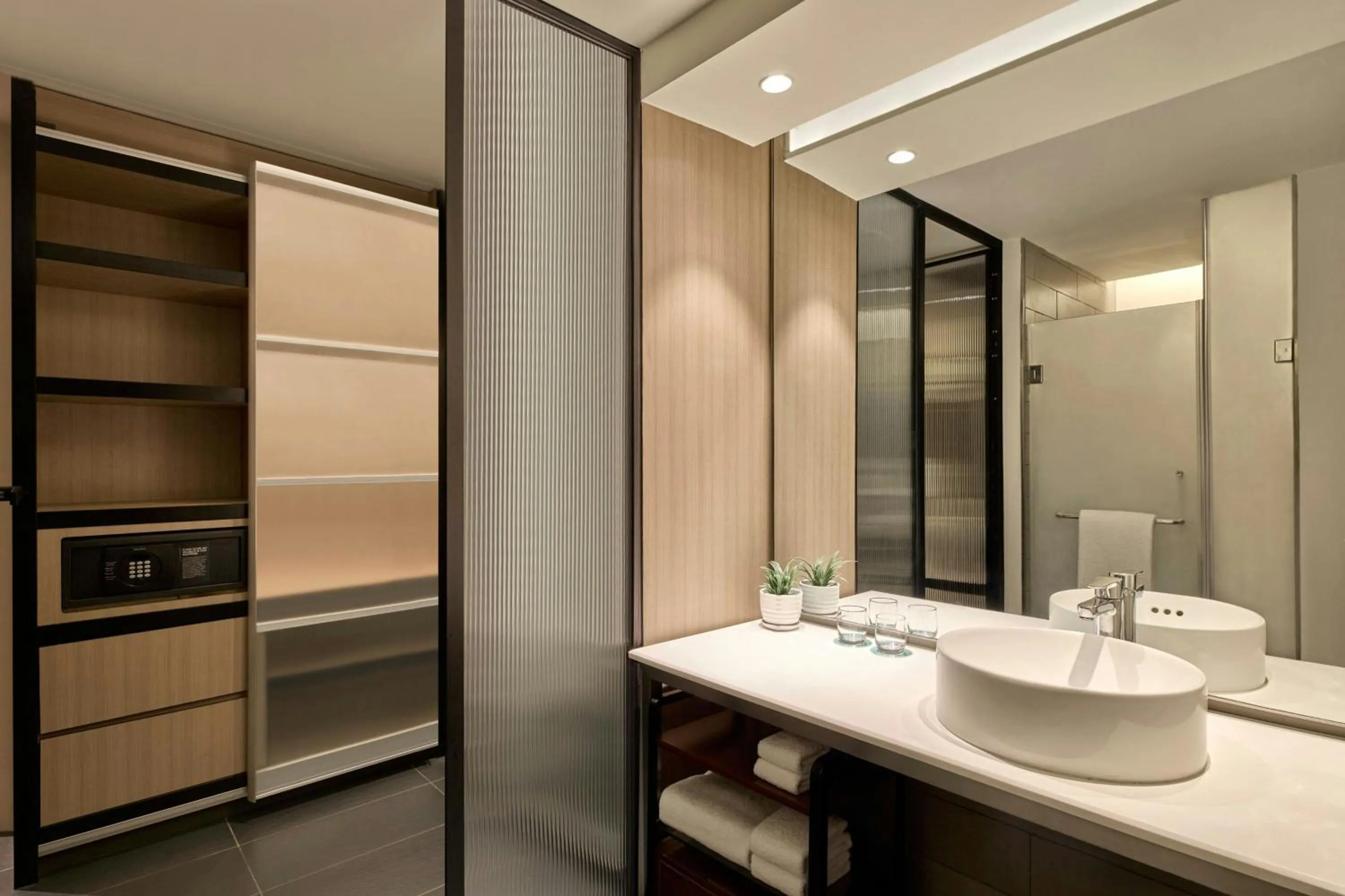 Bathroom in Le Meridien Goa, Calangute