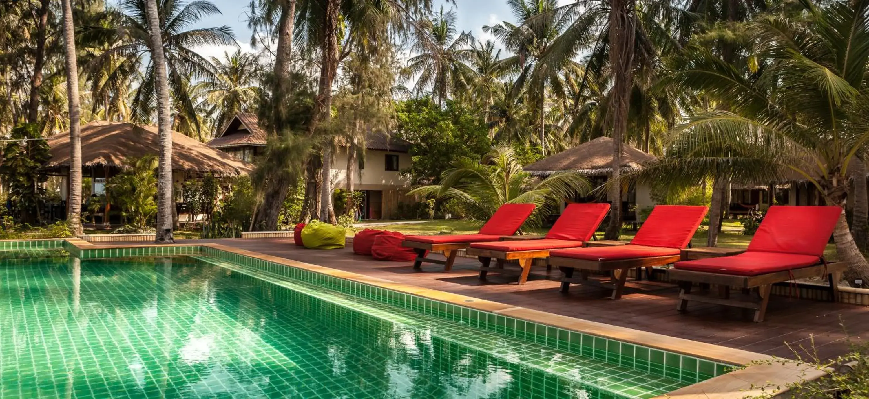 Swimming pool in Baan Manali Resort Swimming pool in Baan Manali Resort