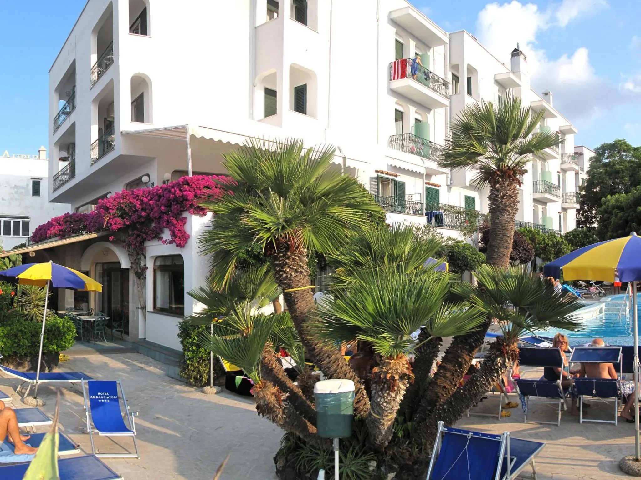 Facade/entrance in Hotel Ambasciatori