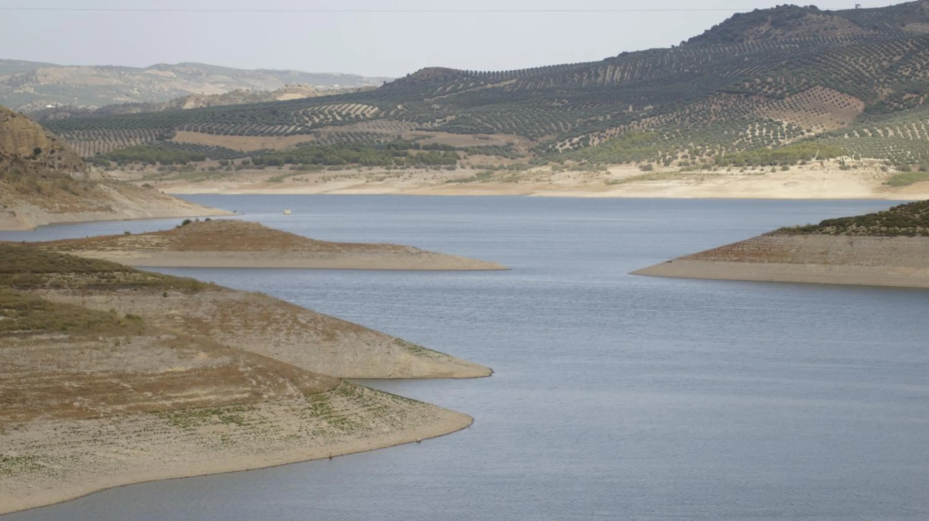 Natural landscape in Caserio de Iznájar