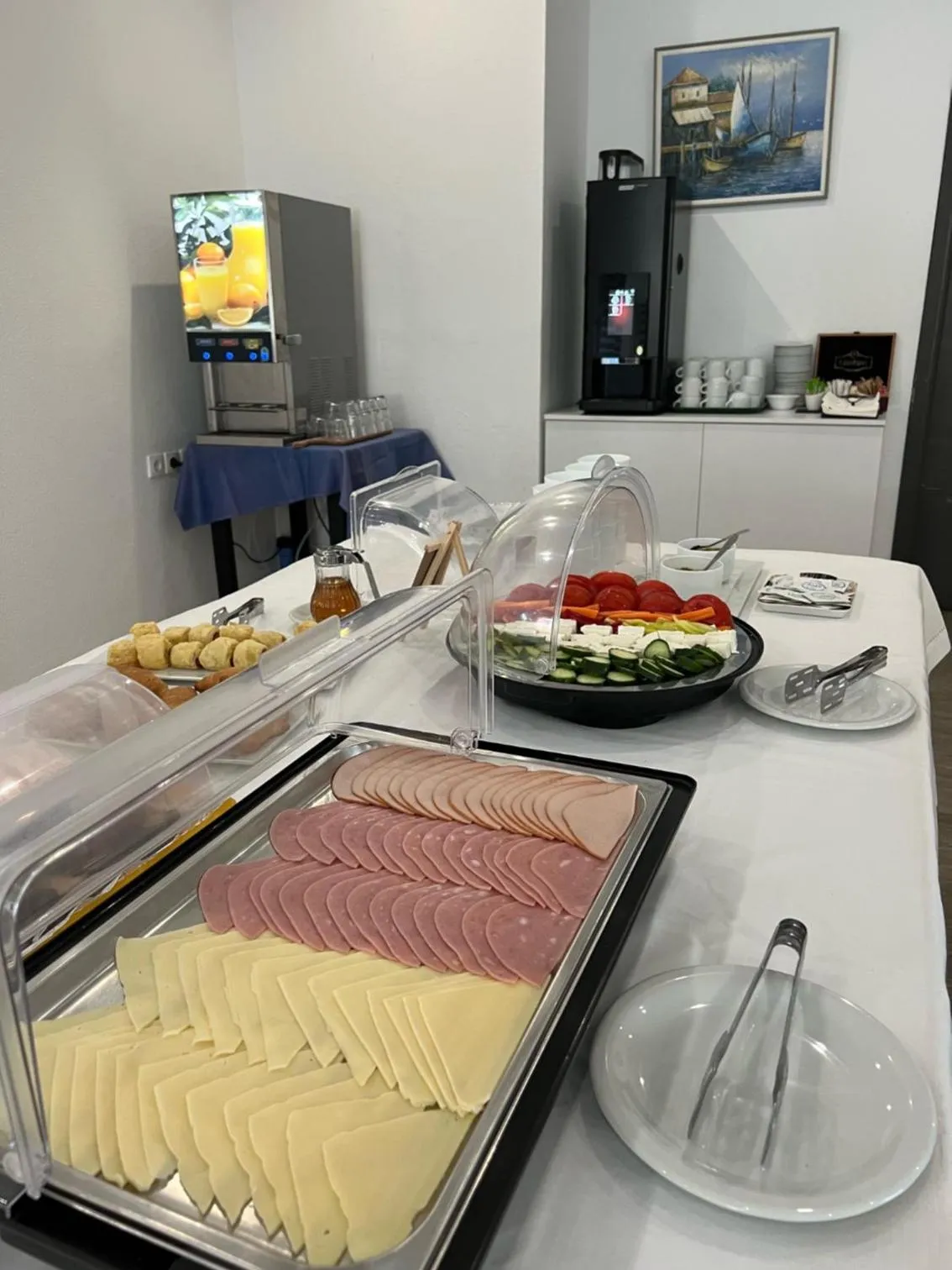 Food and drinks in Gorgona Hotel