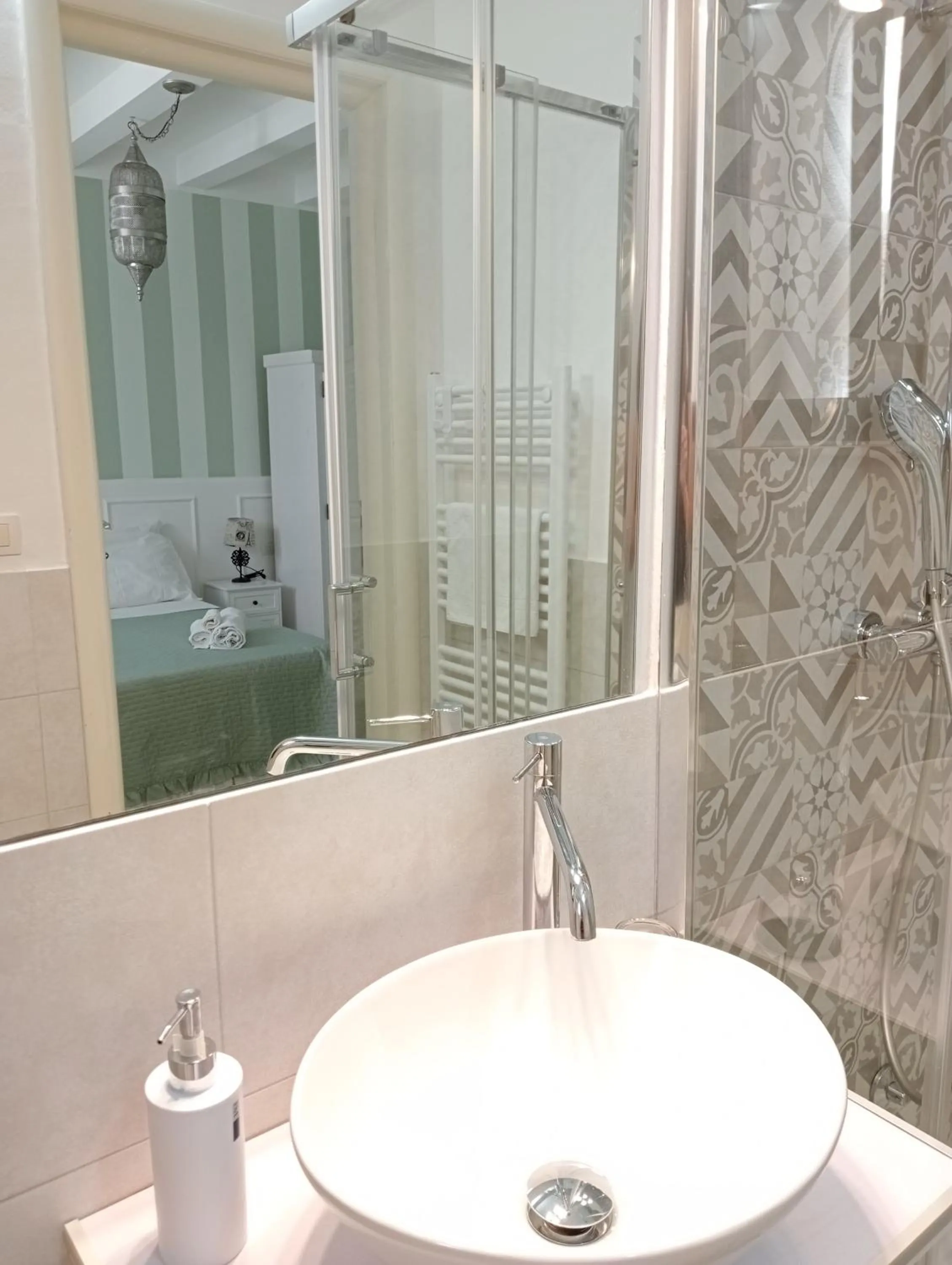 Shower in Vigne Vecchie