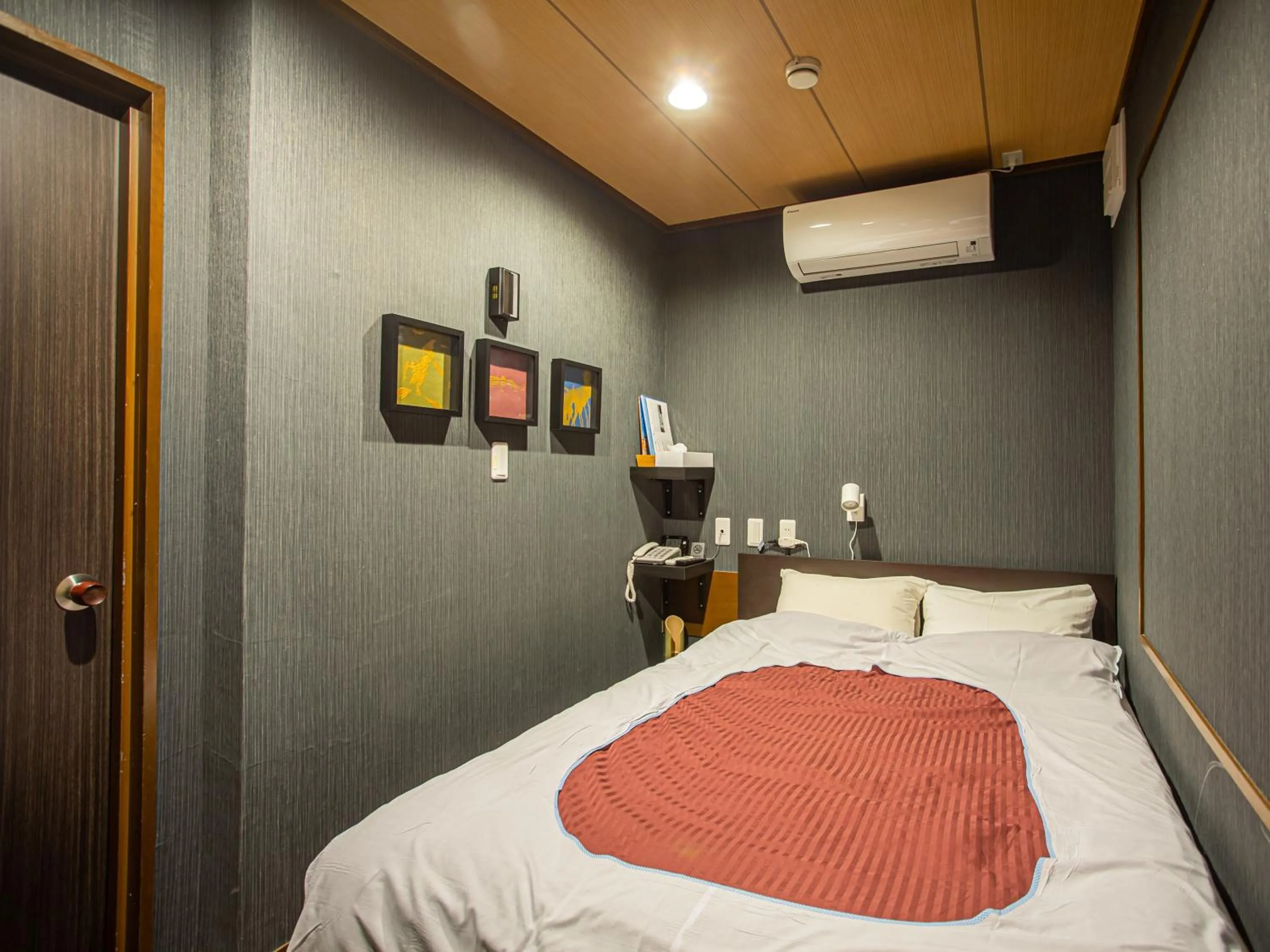 Bed in Kaneyoshi Ryokan