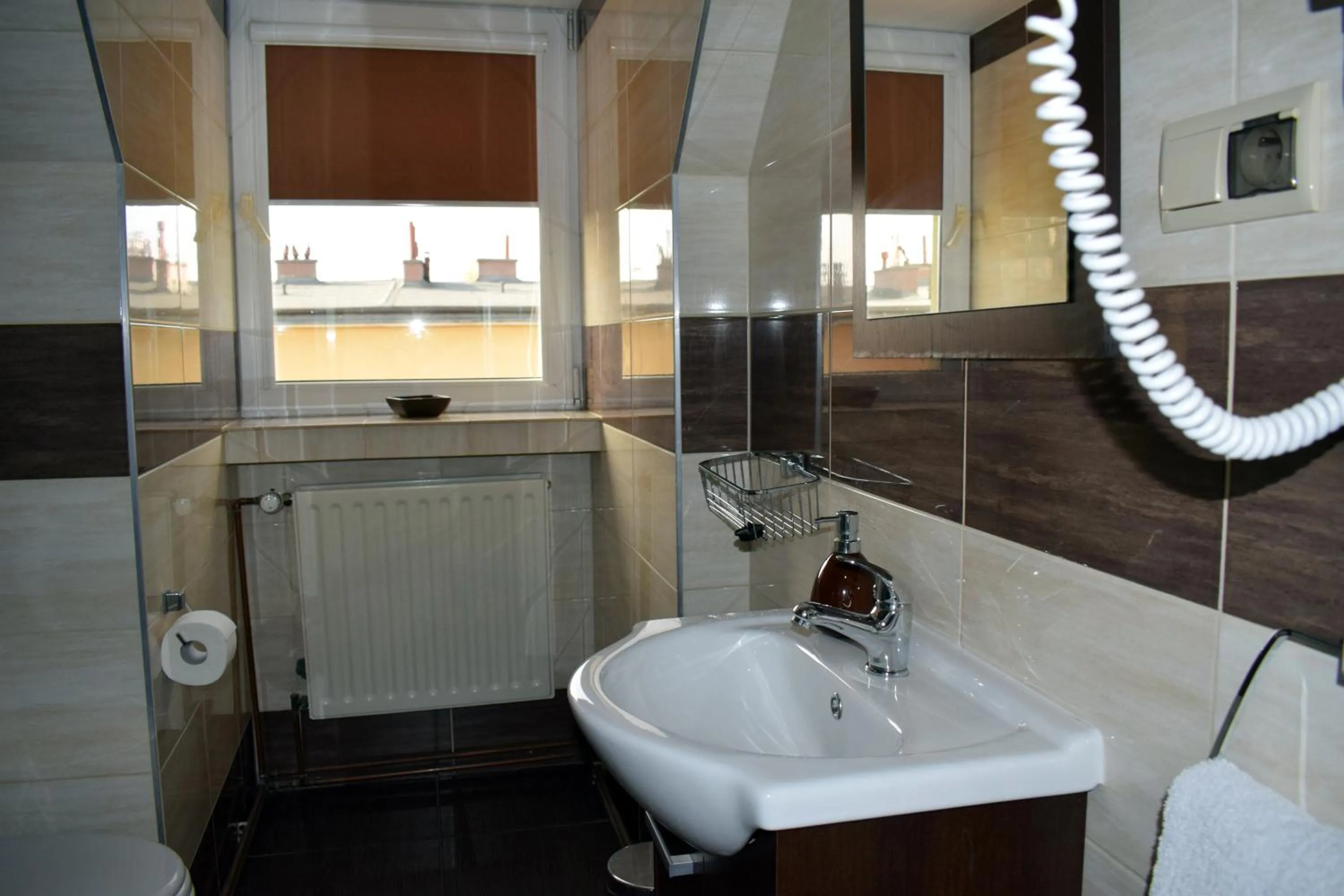 Sepia Restauracja & Noclegi