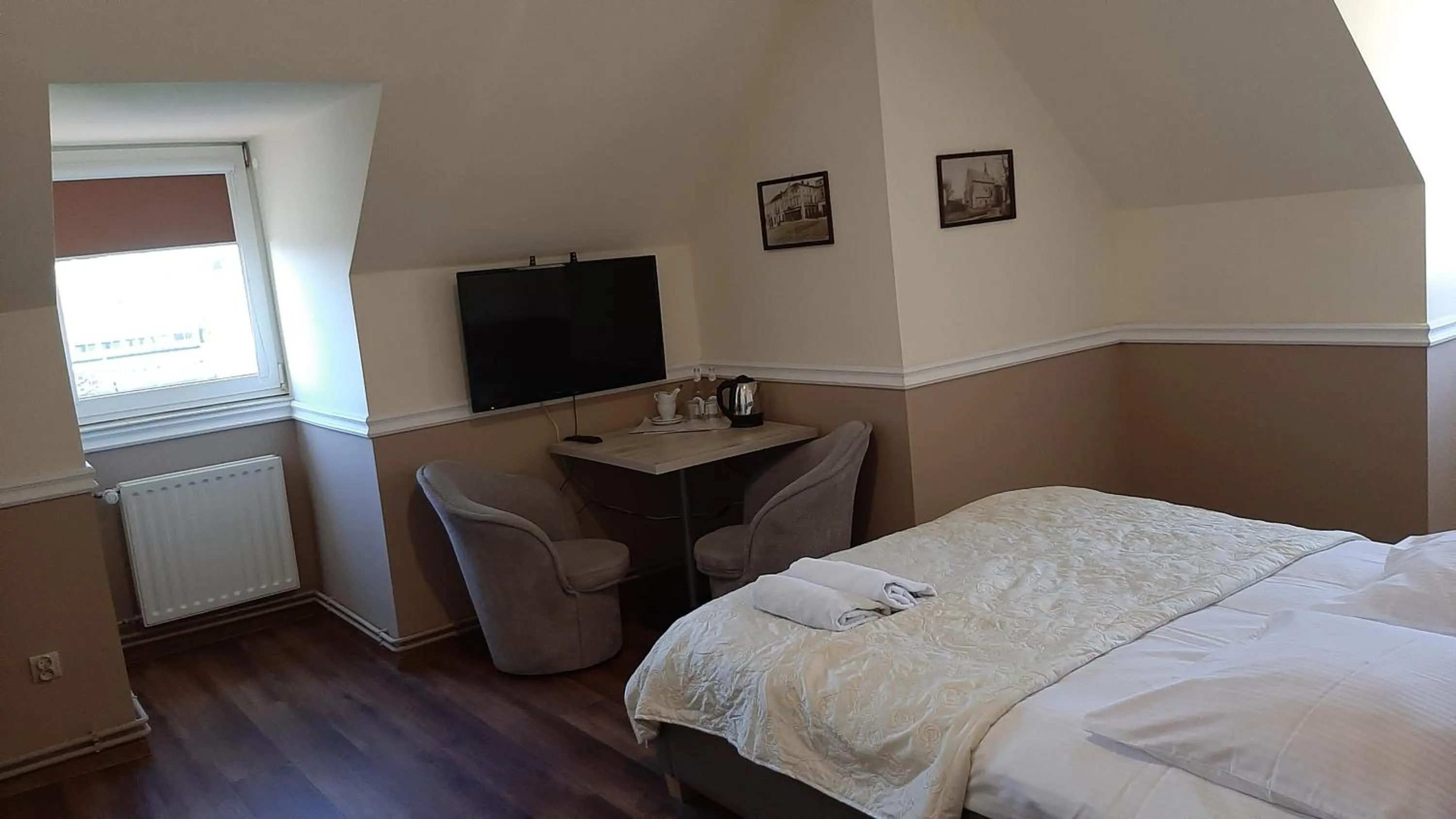 Sepia Restauracja & Noclegi