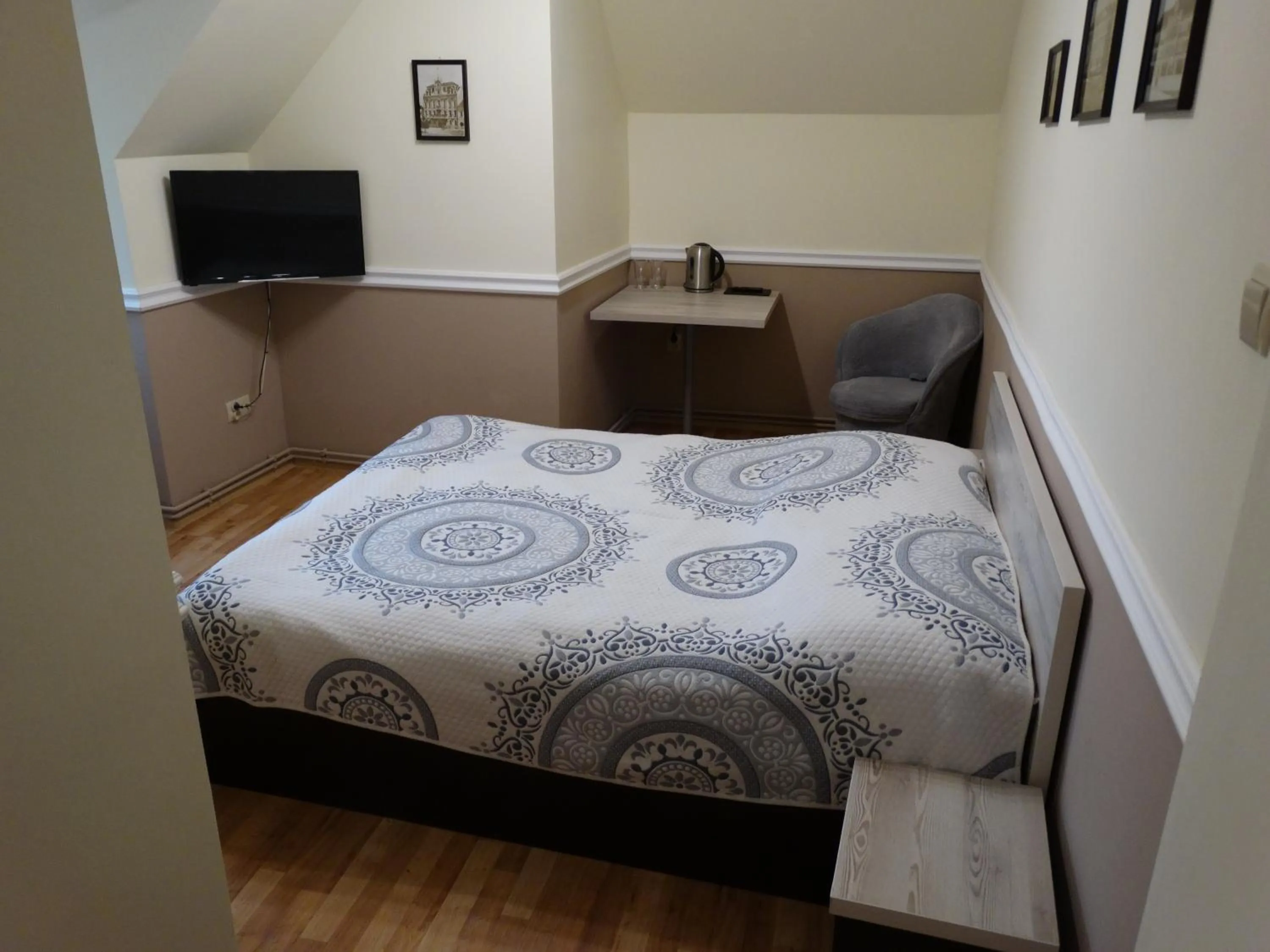 Sepia Restauracja & Noclegi