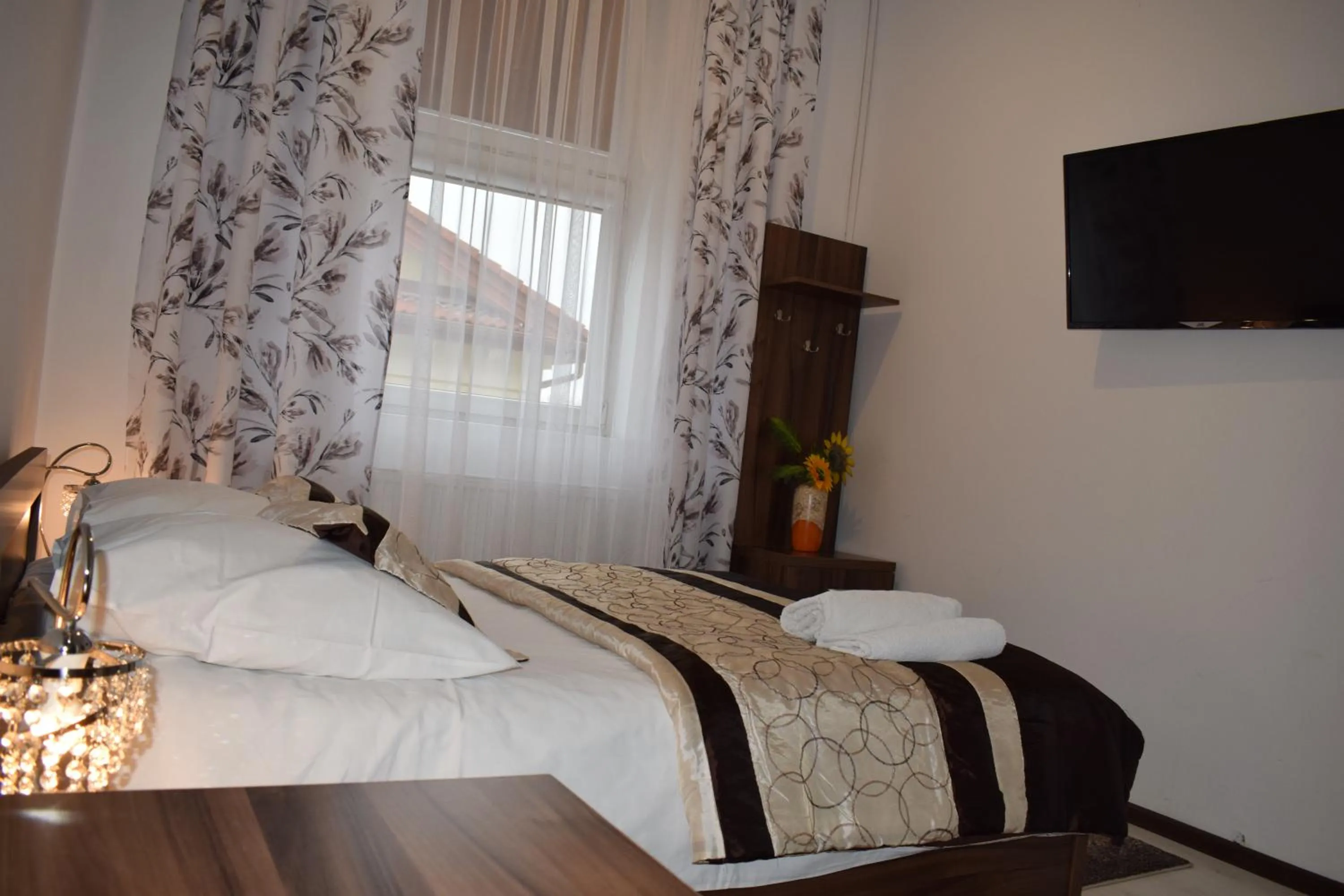 Sepia Restauracja & Noclegi