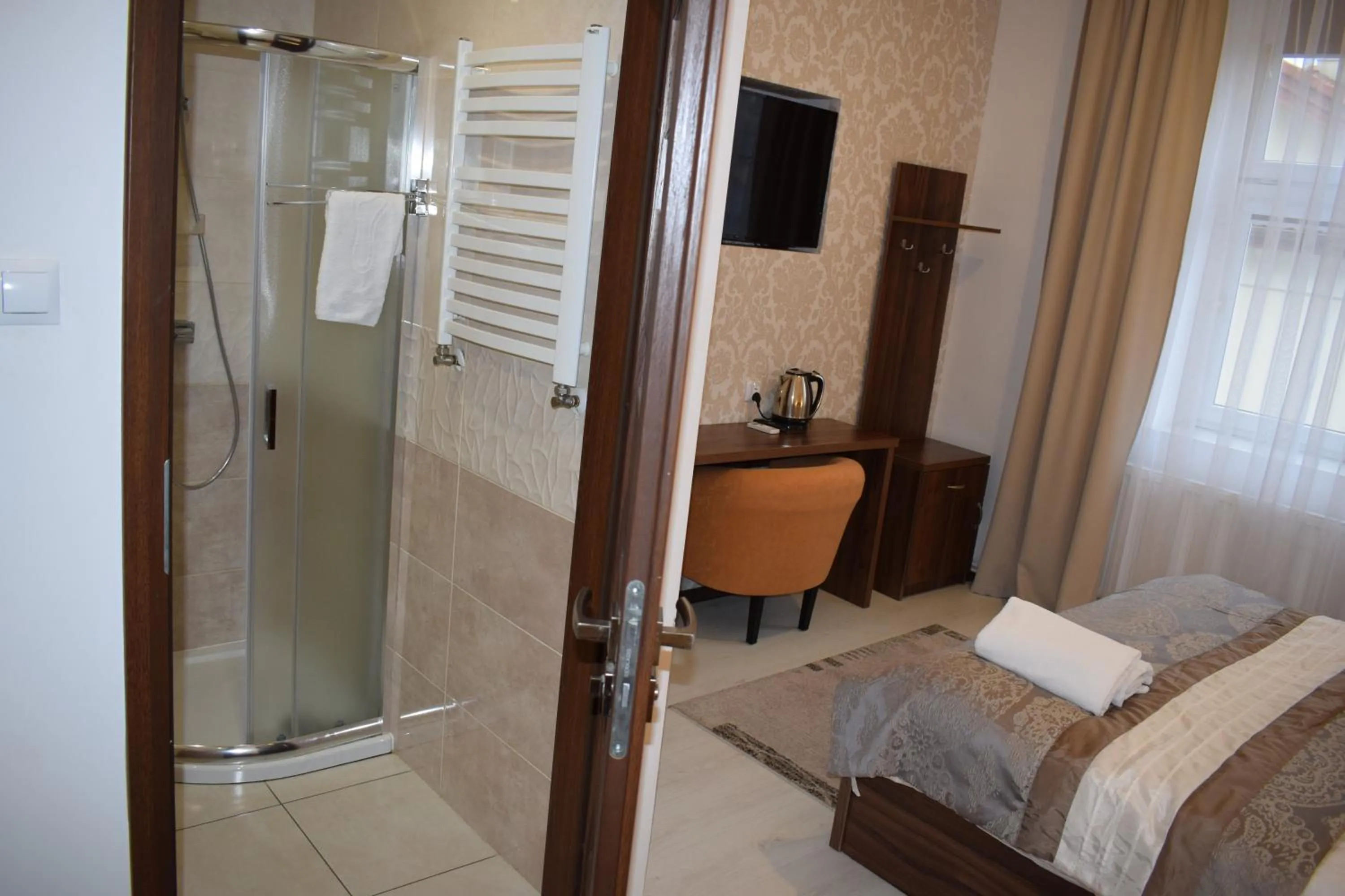 Sepia Restauracja & Noclegi