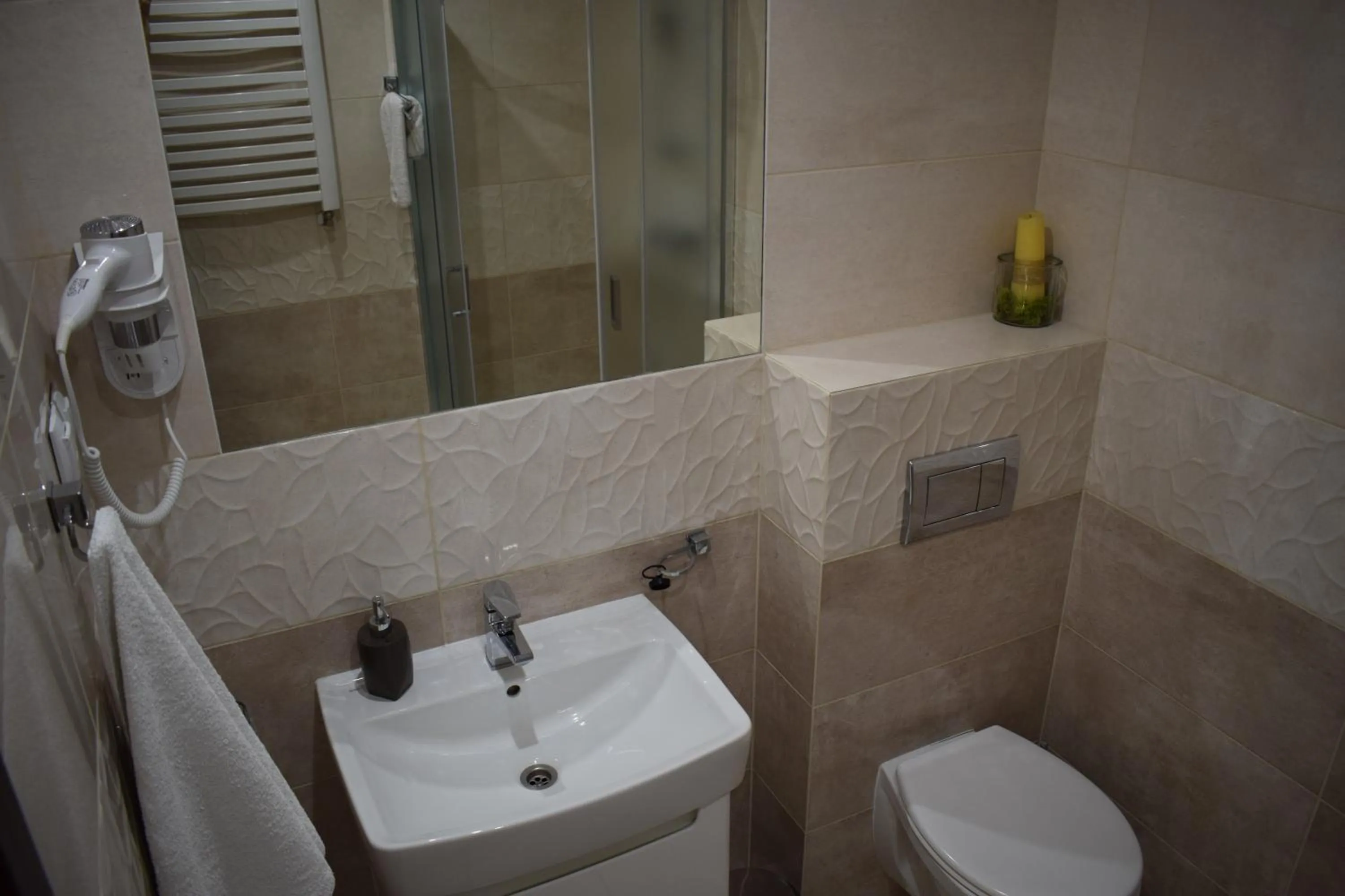 Sepia Restauracja & Noclegi