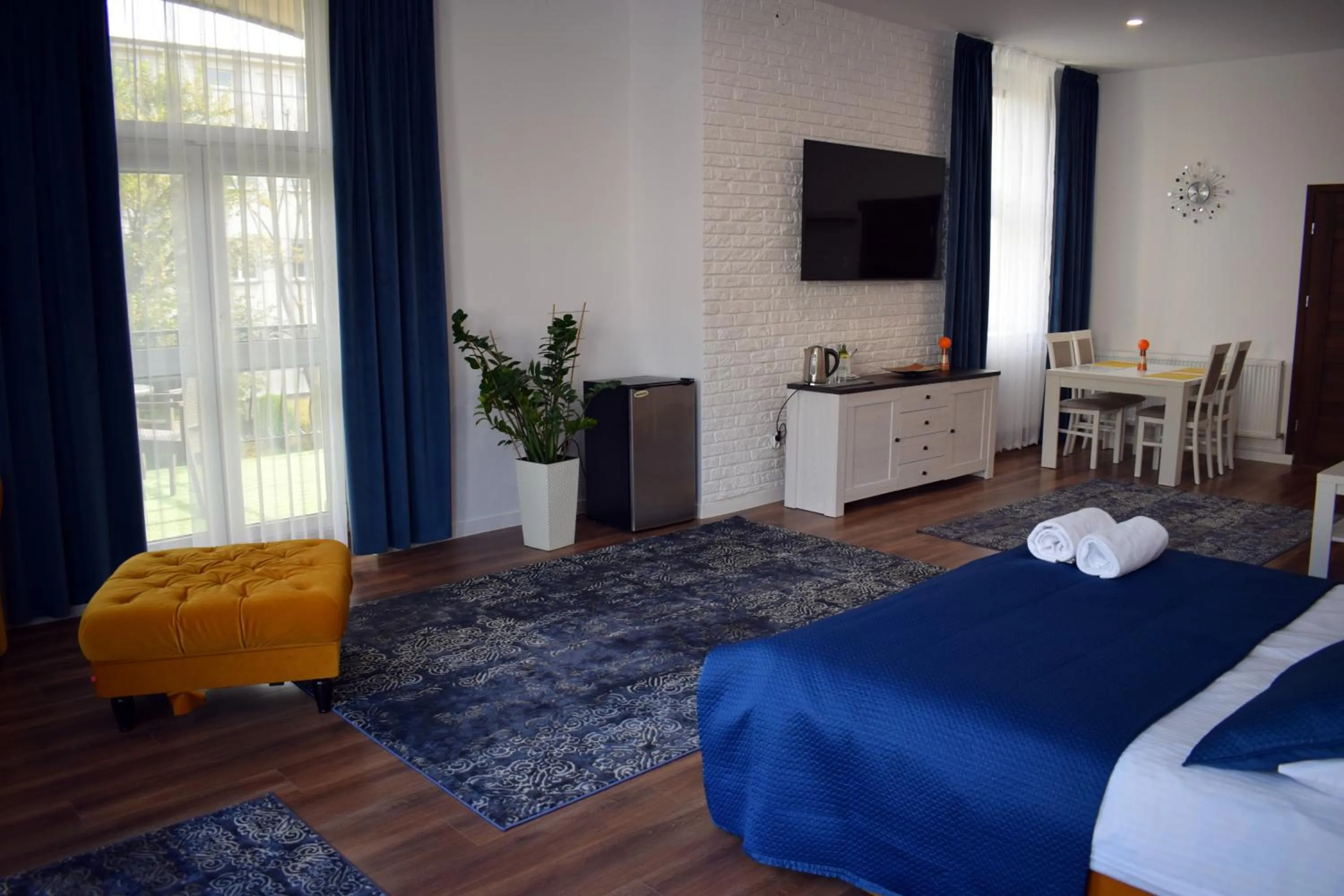 Sepia Restauracja & Noclegi