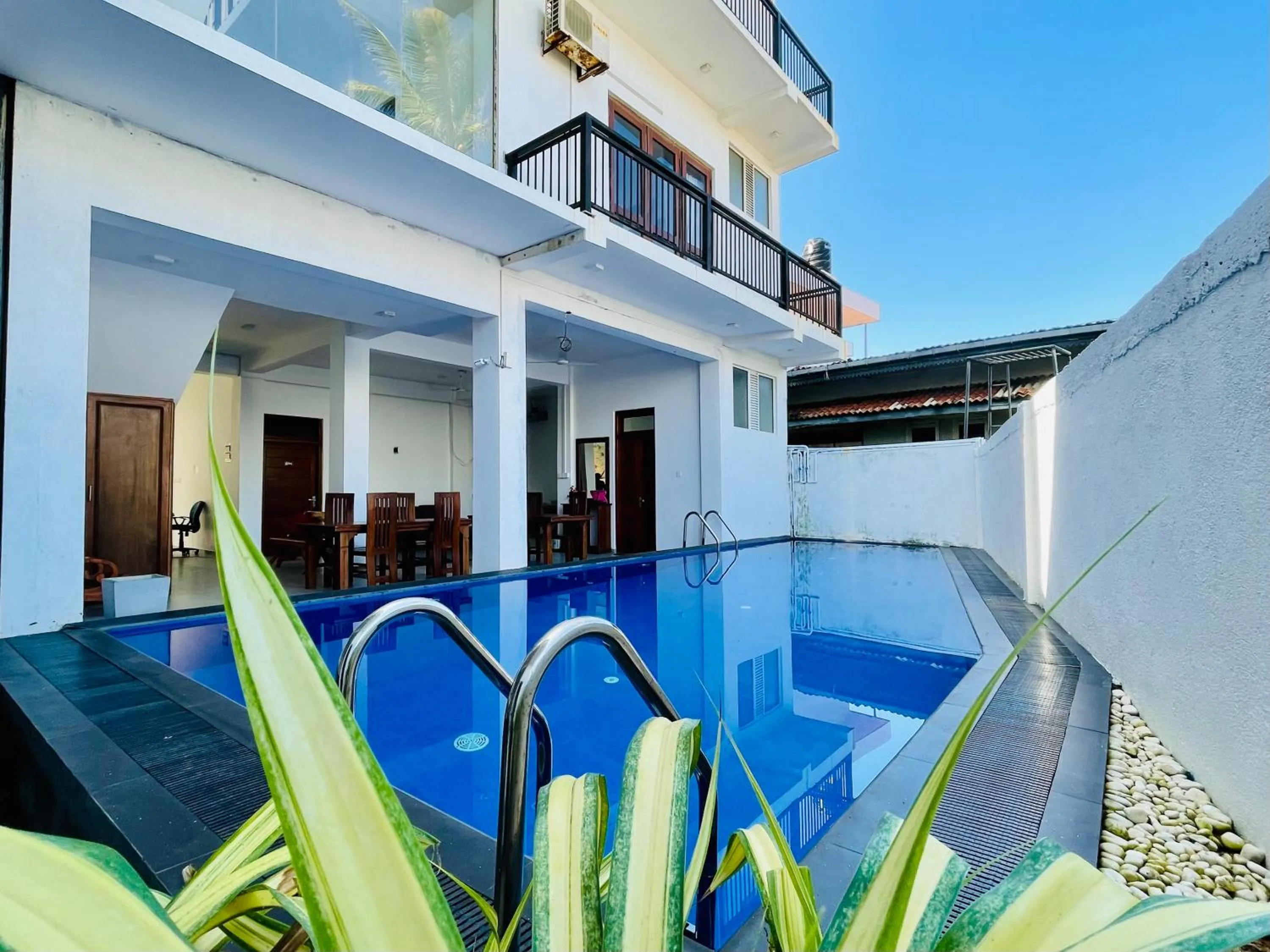 Property building in Rominrich