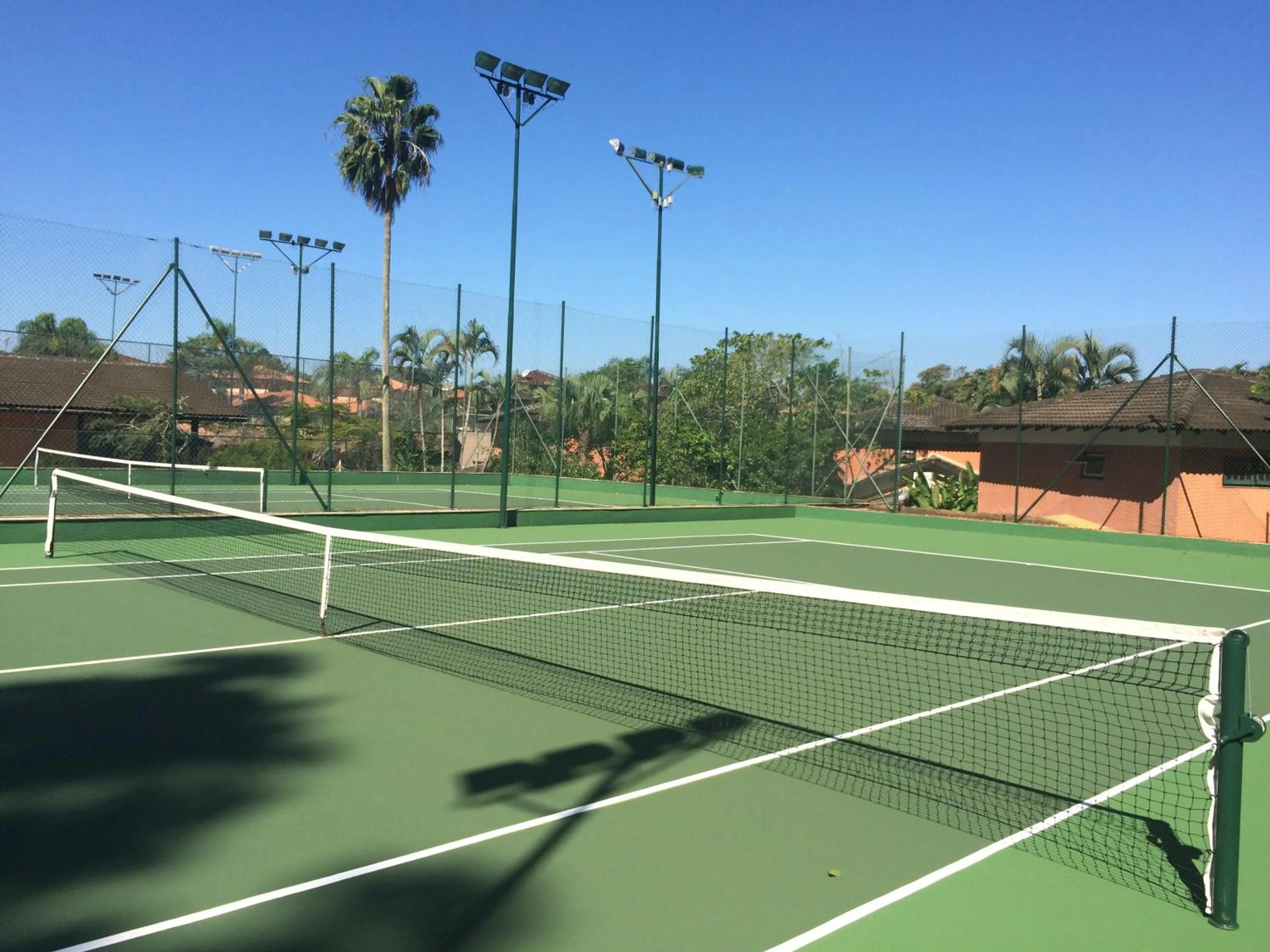 Property building in Juquehy - Condomínio de Frente para o Mar - Piscina Aquecida - Quadra de Tenis