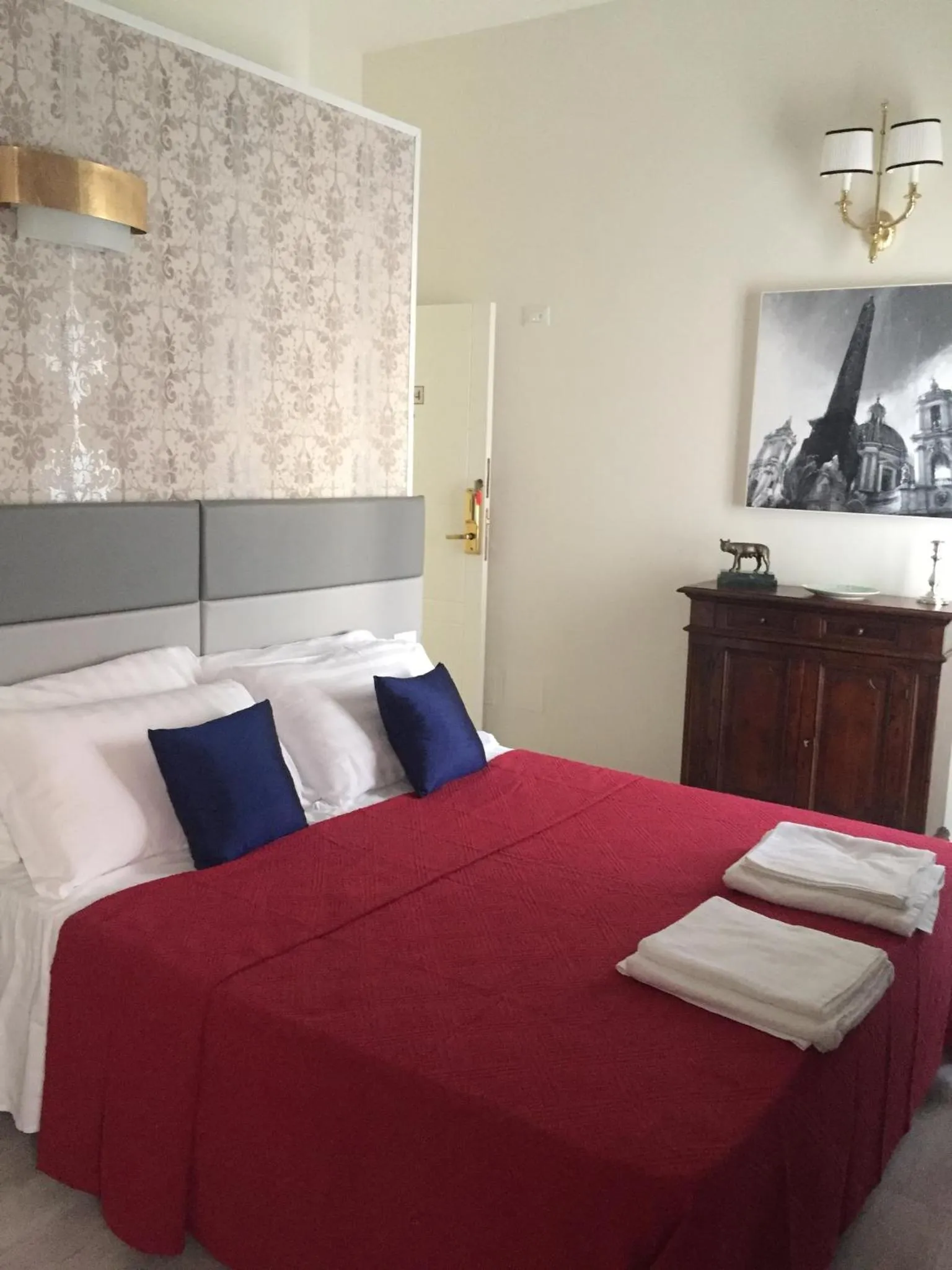 Bed in Navona Residenza de Charme