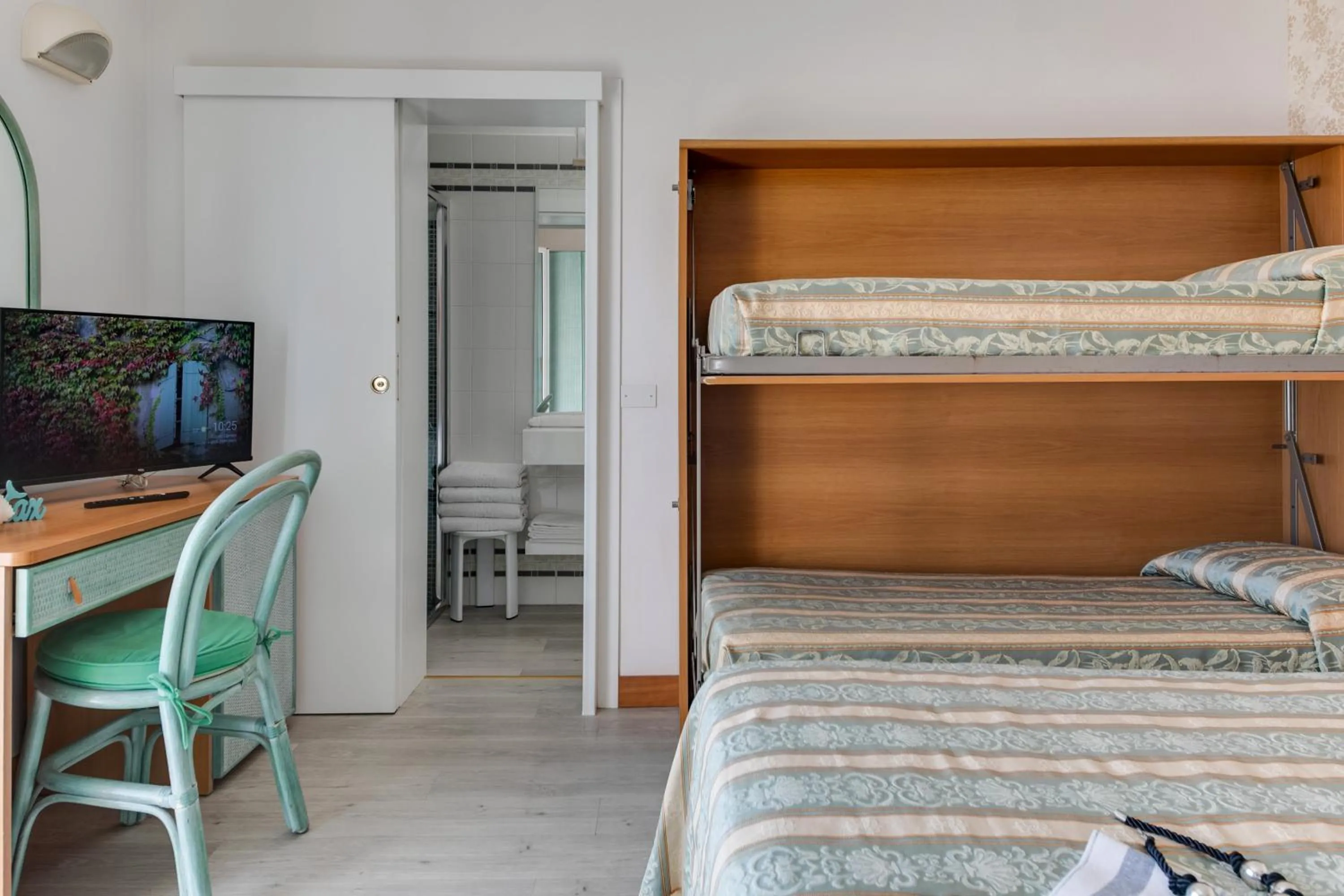 Bedroom, Bed in Hotel Cigno D'Oro